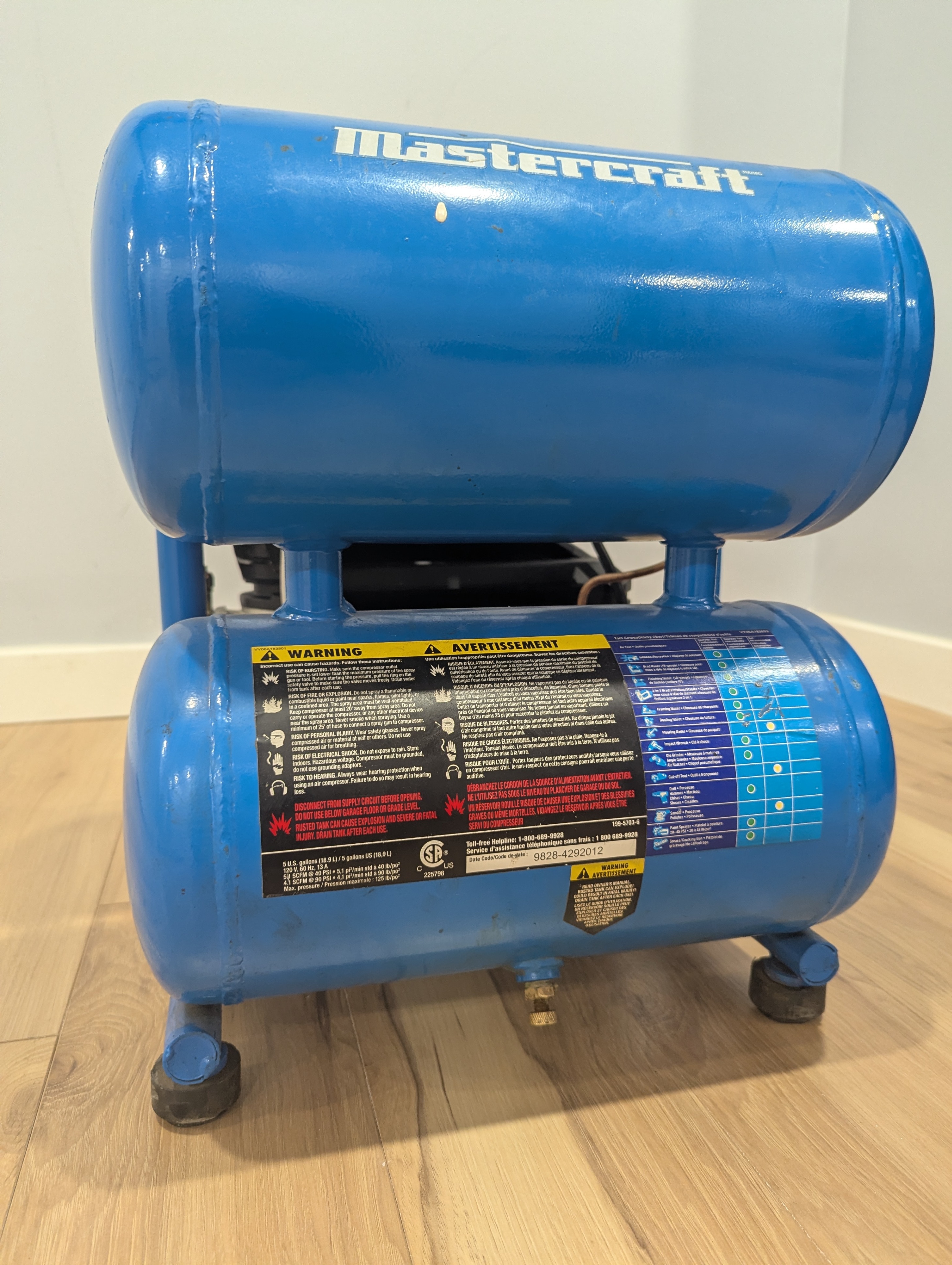 Mastercraft 5-Gal Oil-Free Portable Air Compressor - photo 2