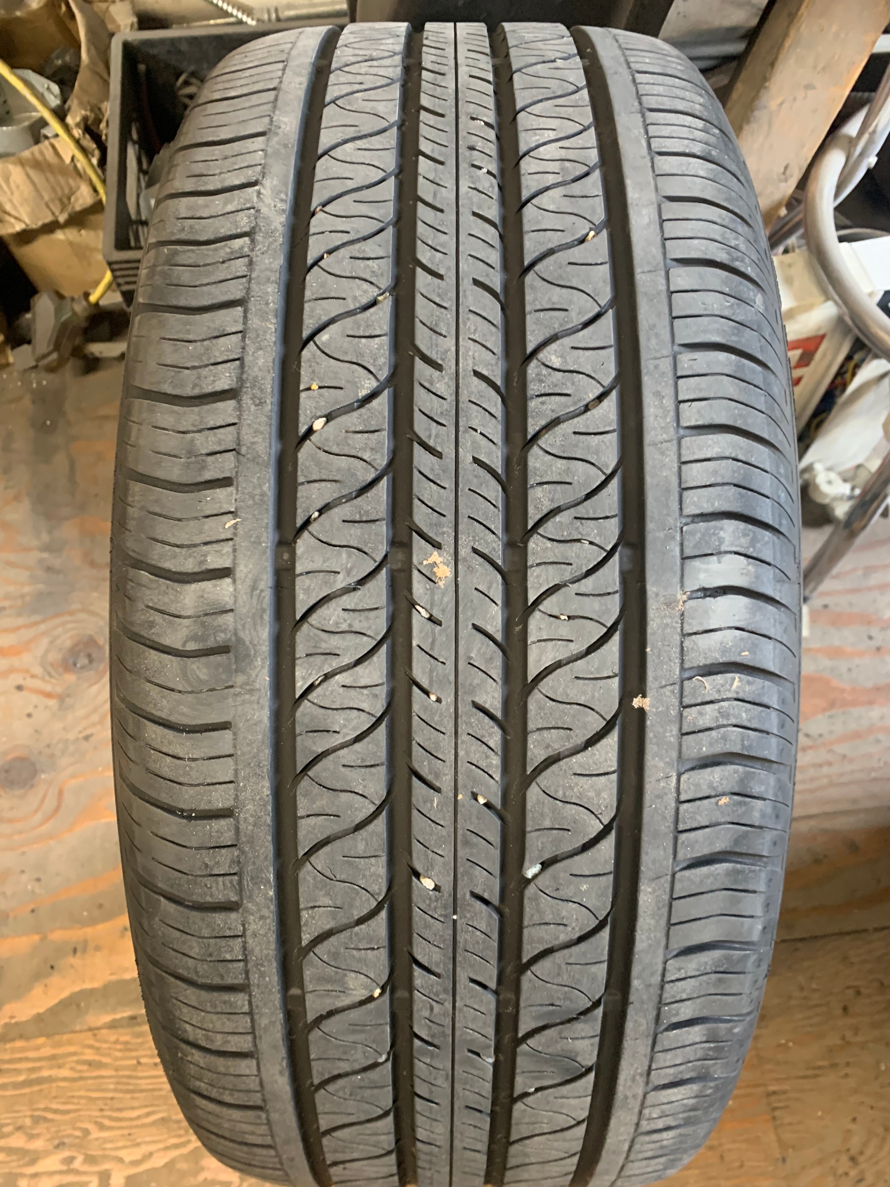 1 X single 255/45/19 M+S Continental Pro Contact RX with 65%