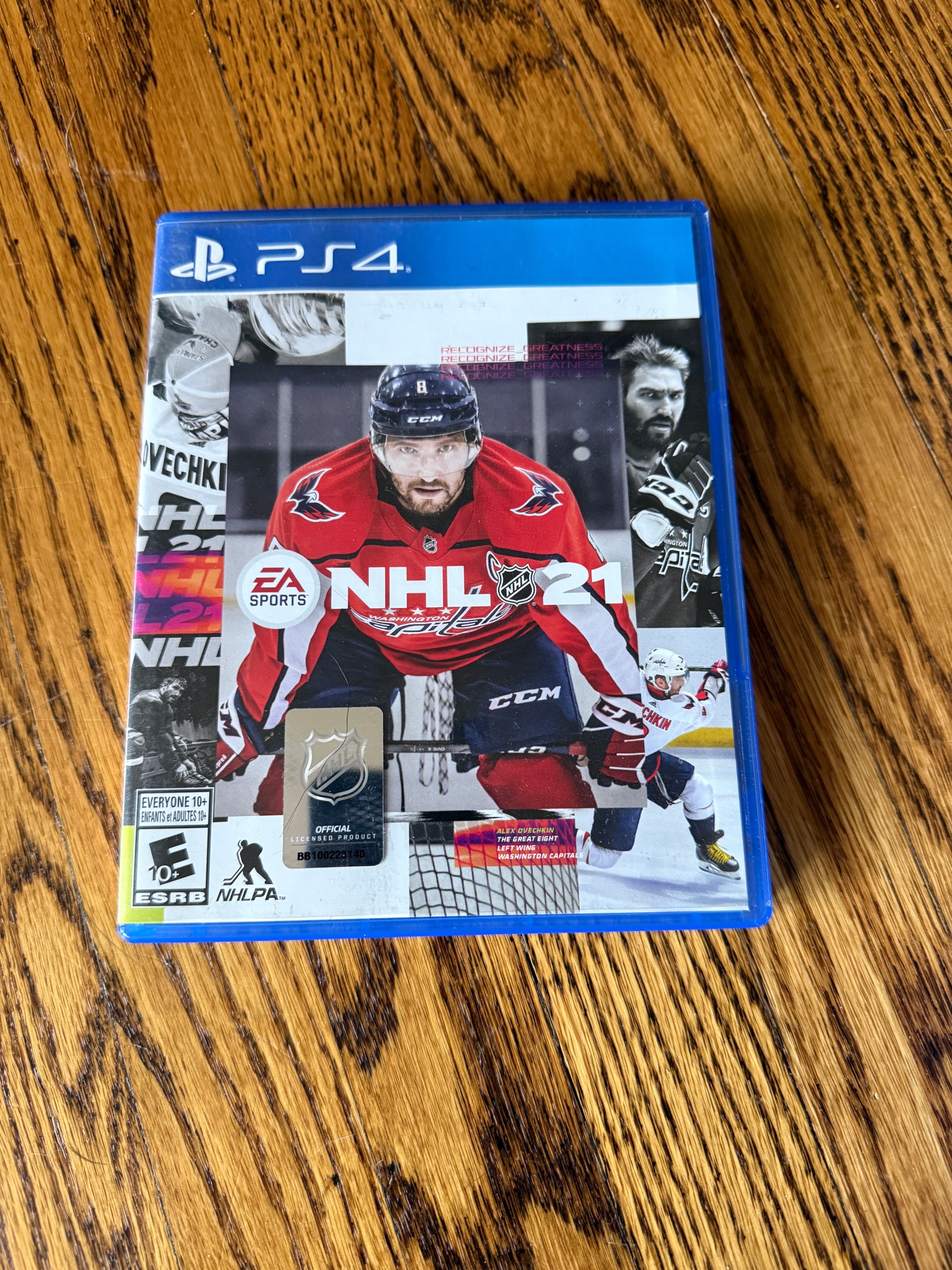 Sony PlayStation 4 (PS4) 1TB NHL 18 Bundle + Extras - photo 4