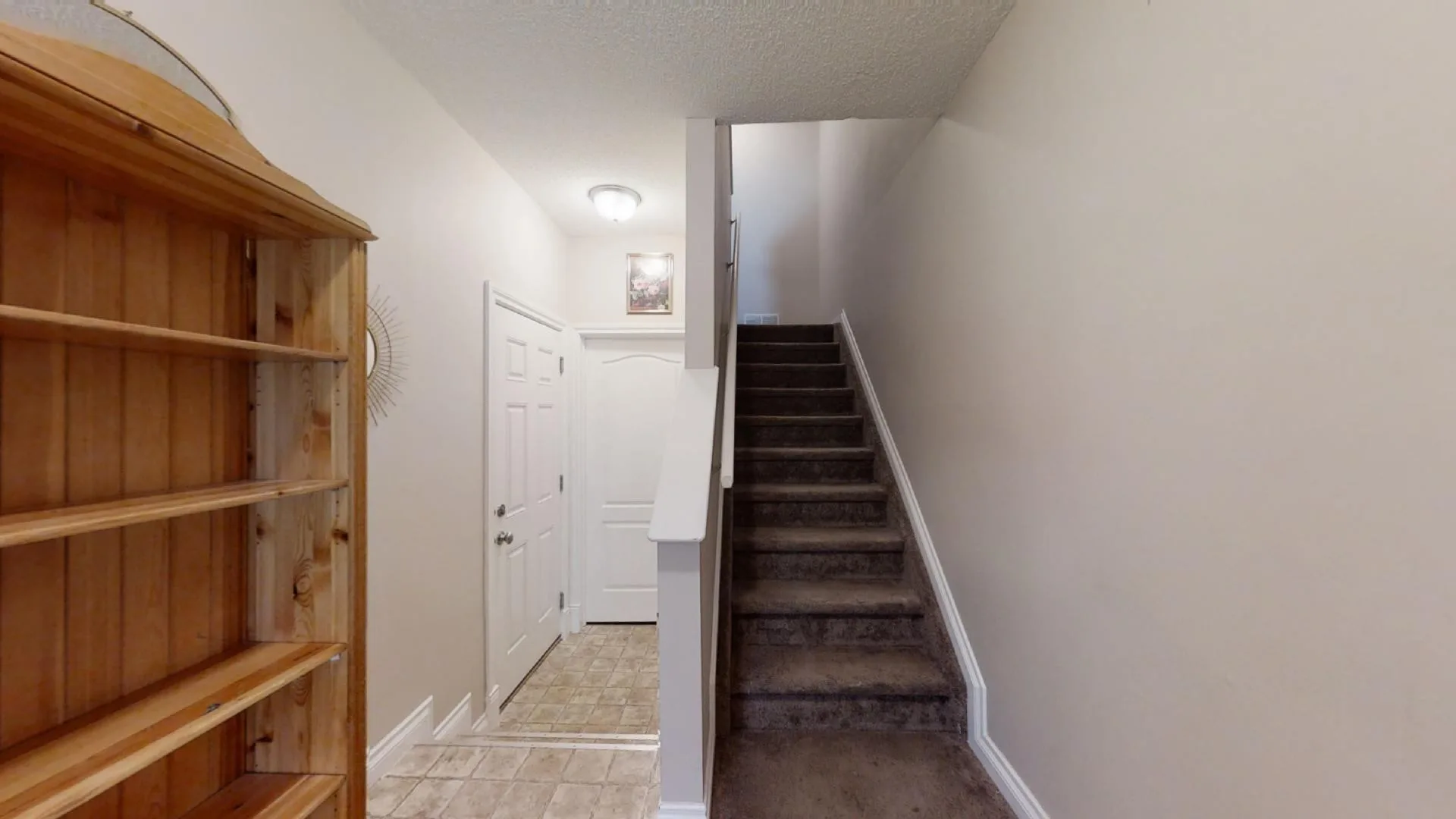 18-12050 17 Avenue SW image indicator(2)