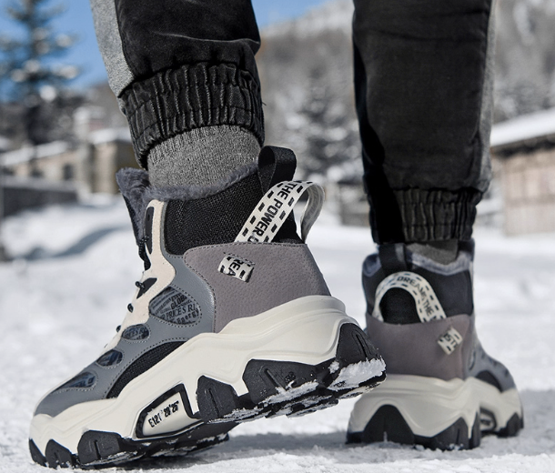 New Winter Snow Boots high top, fleece lined, waterproof, warm. - photo 4