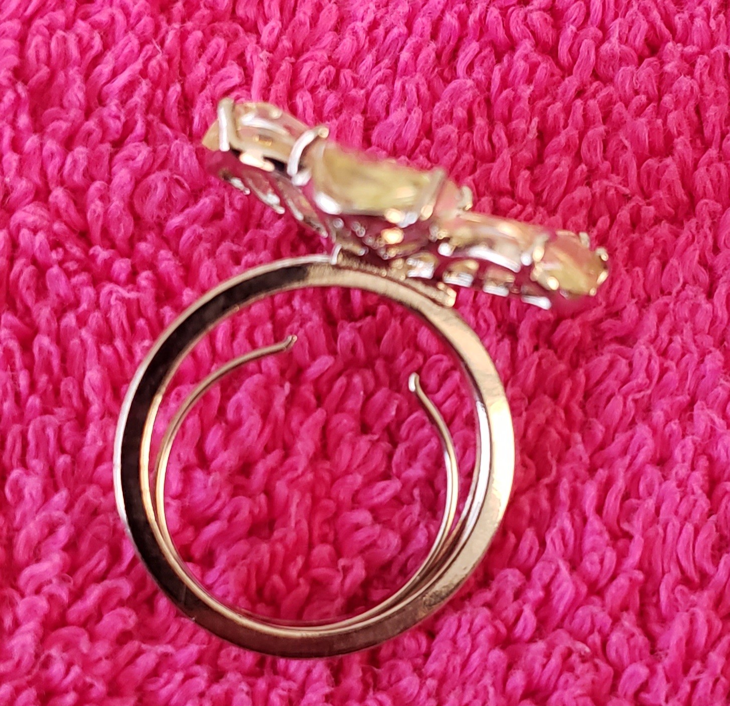 Large Light Green Ring