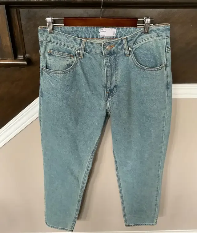 Brand New ASOS Light Wash Slim/Dad Fit Jeans