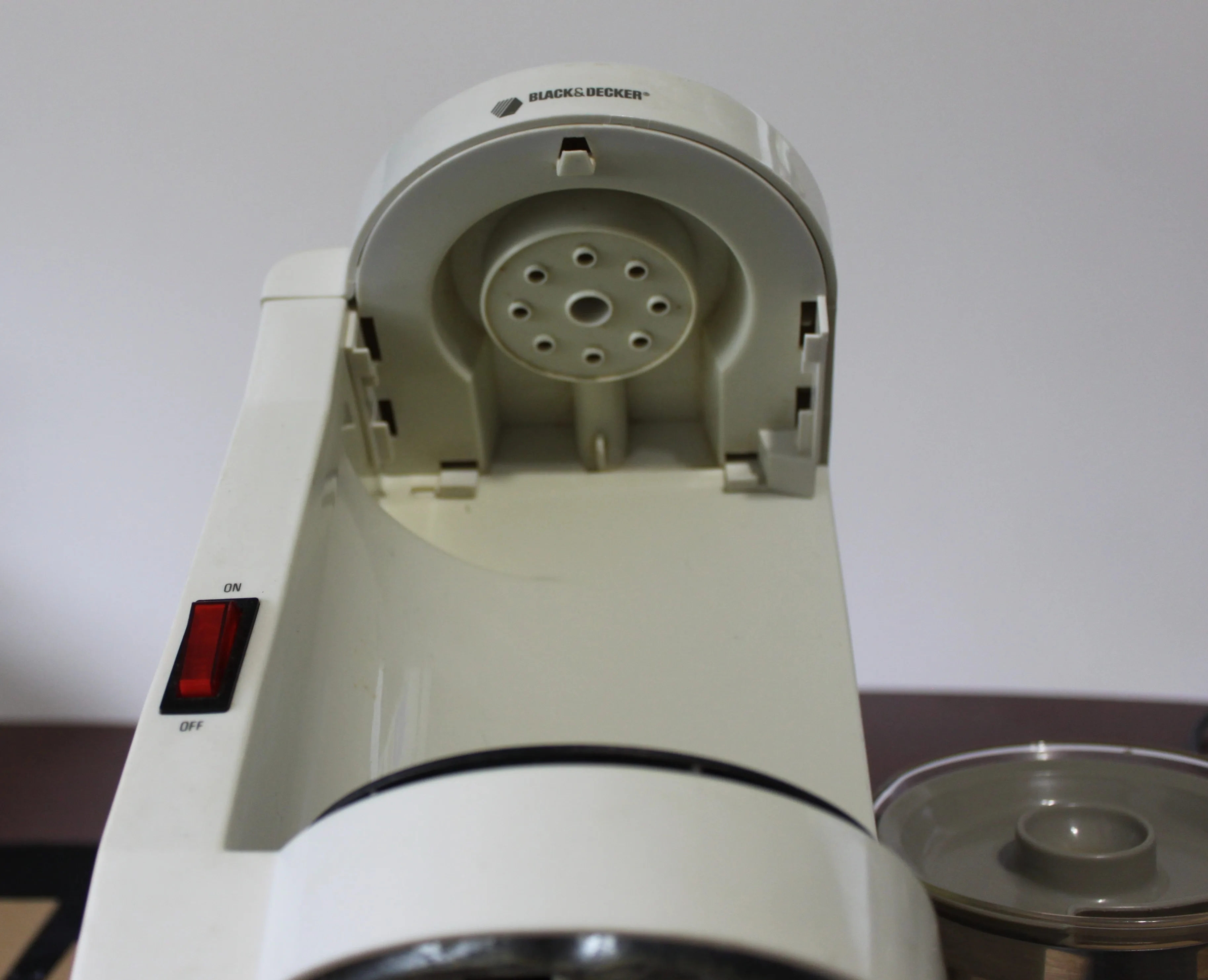 Black & Decker 4 cup personal coffee maker image indicator(4)