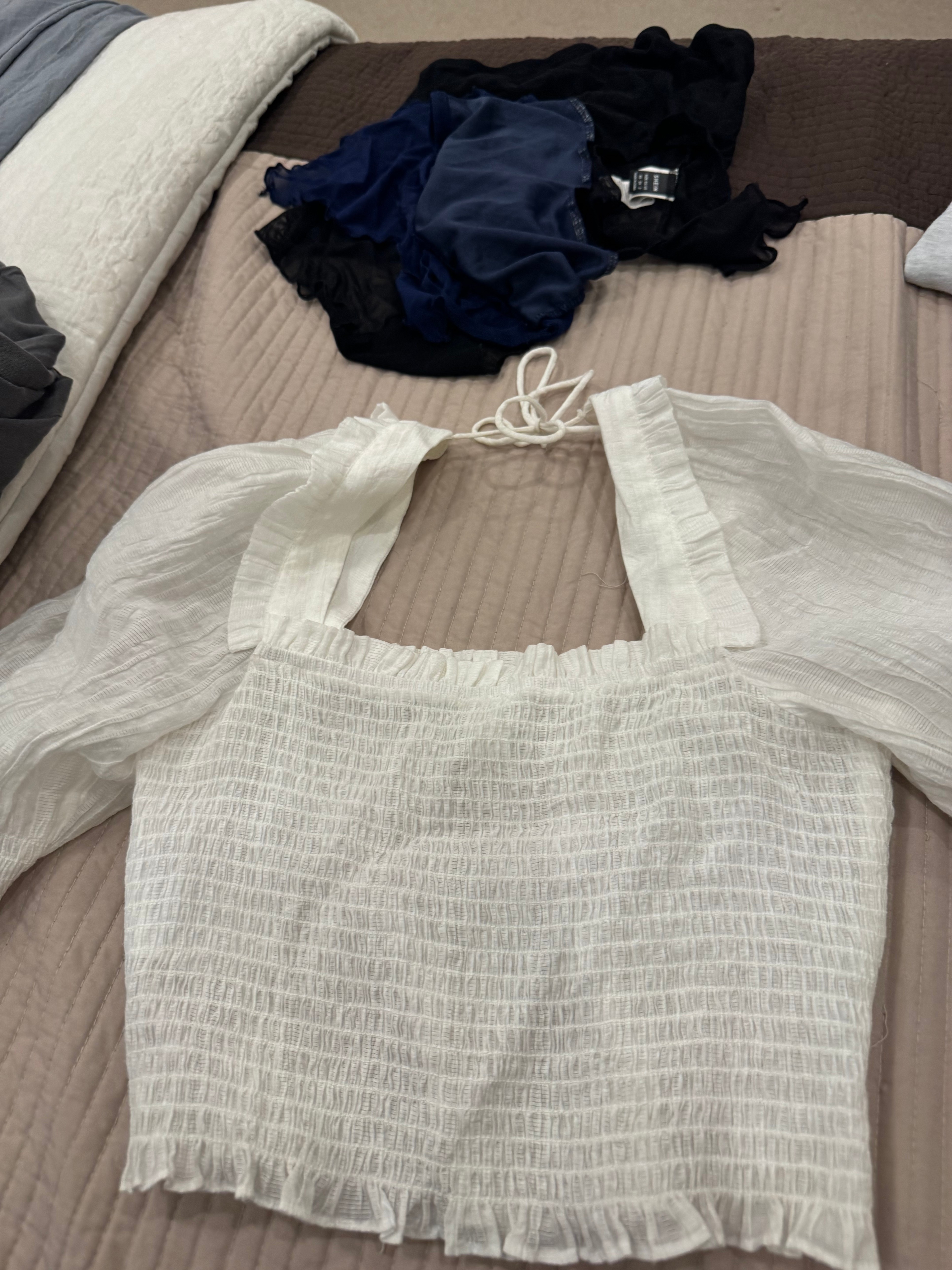White Smocked Puff Sleeve Top – Size S - photo 2