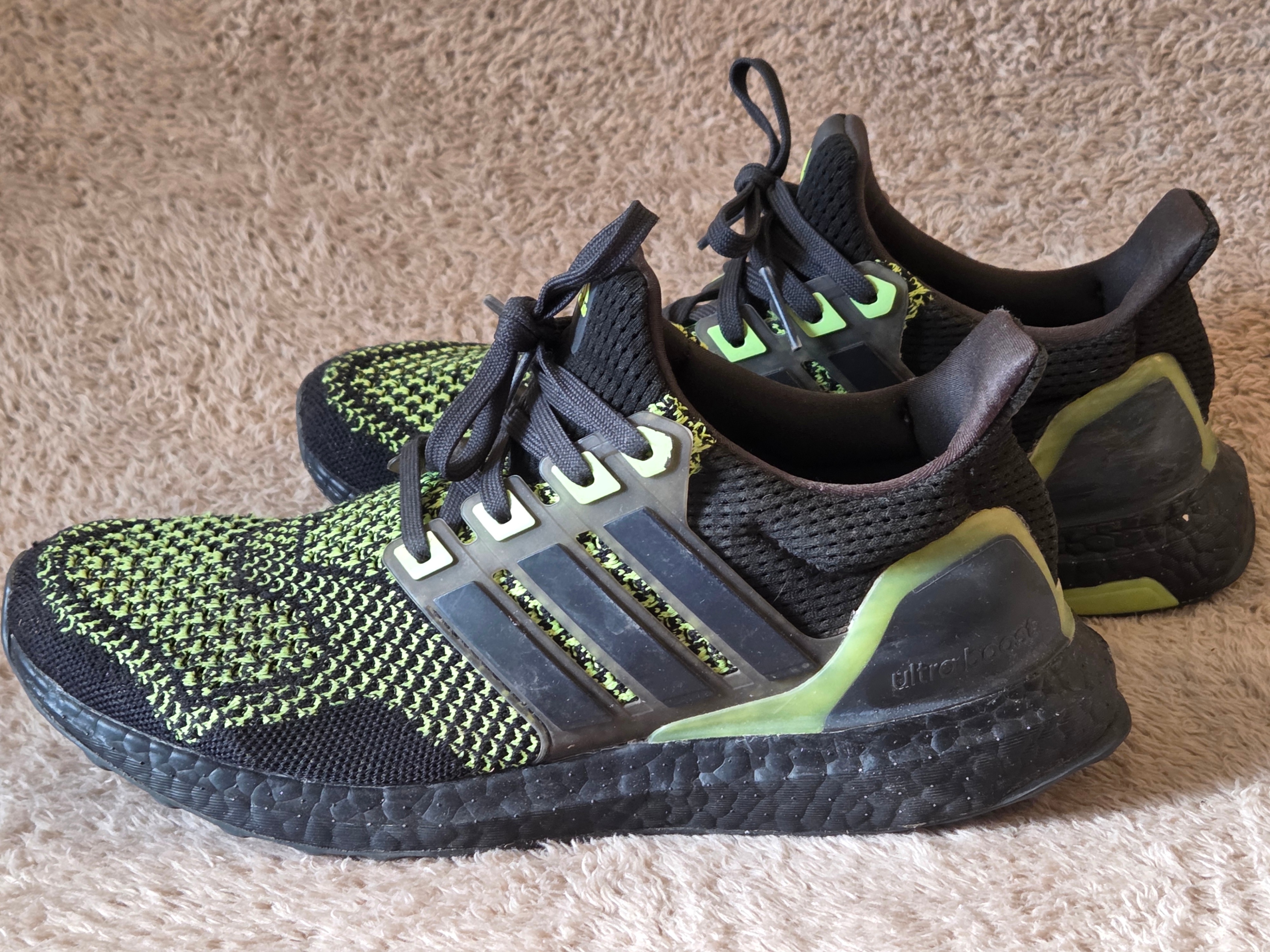 Adidas Ultraboost Primeknit, US 7, Black/Neon Green