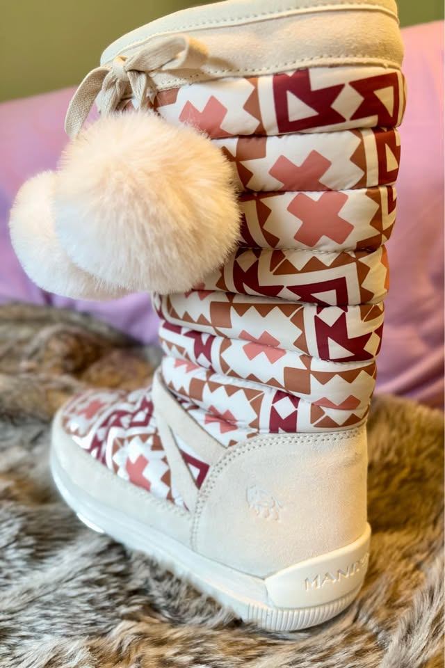 Manitobah: Woodland Waterproof Tall Boot - Limited Edition - NWT - photo 4