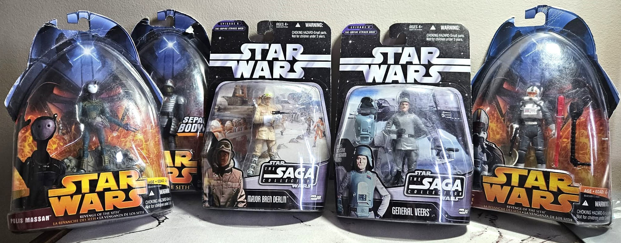 Brand New Star Wars Figure Collection Toys and Collectibles! - photo 3