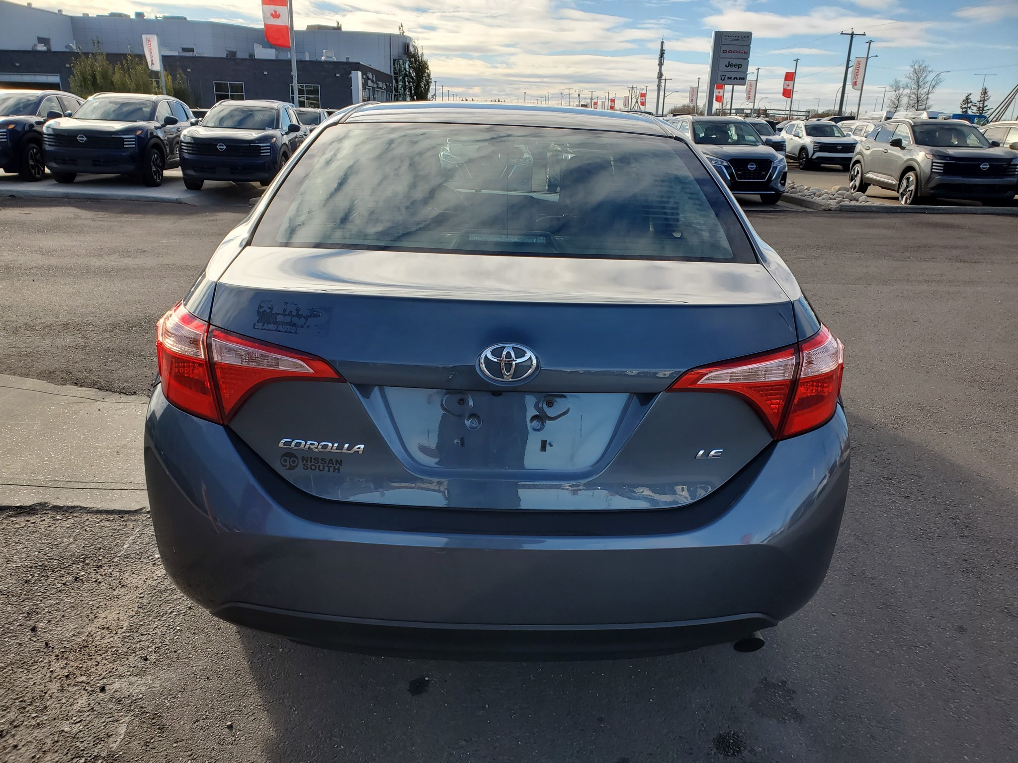 2018 Toyota Corolla LE - photo 4
