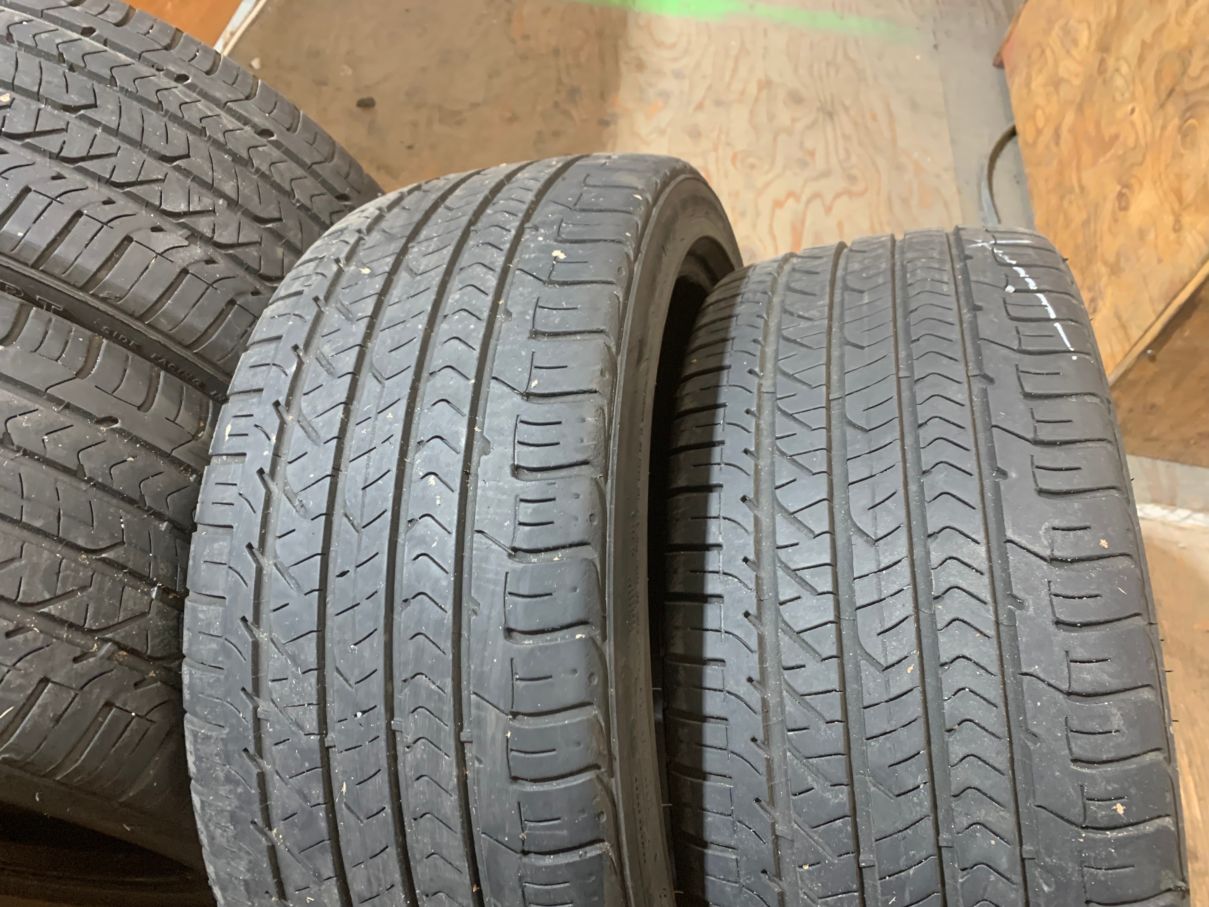 SET of 225/40/18 92W M+S Goodyear Eagle Sport A/S w good tread - photo 3