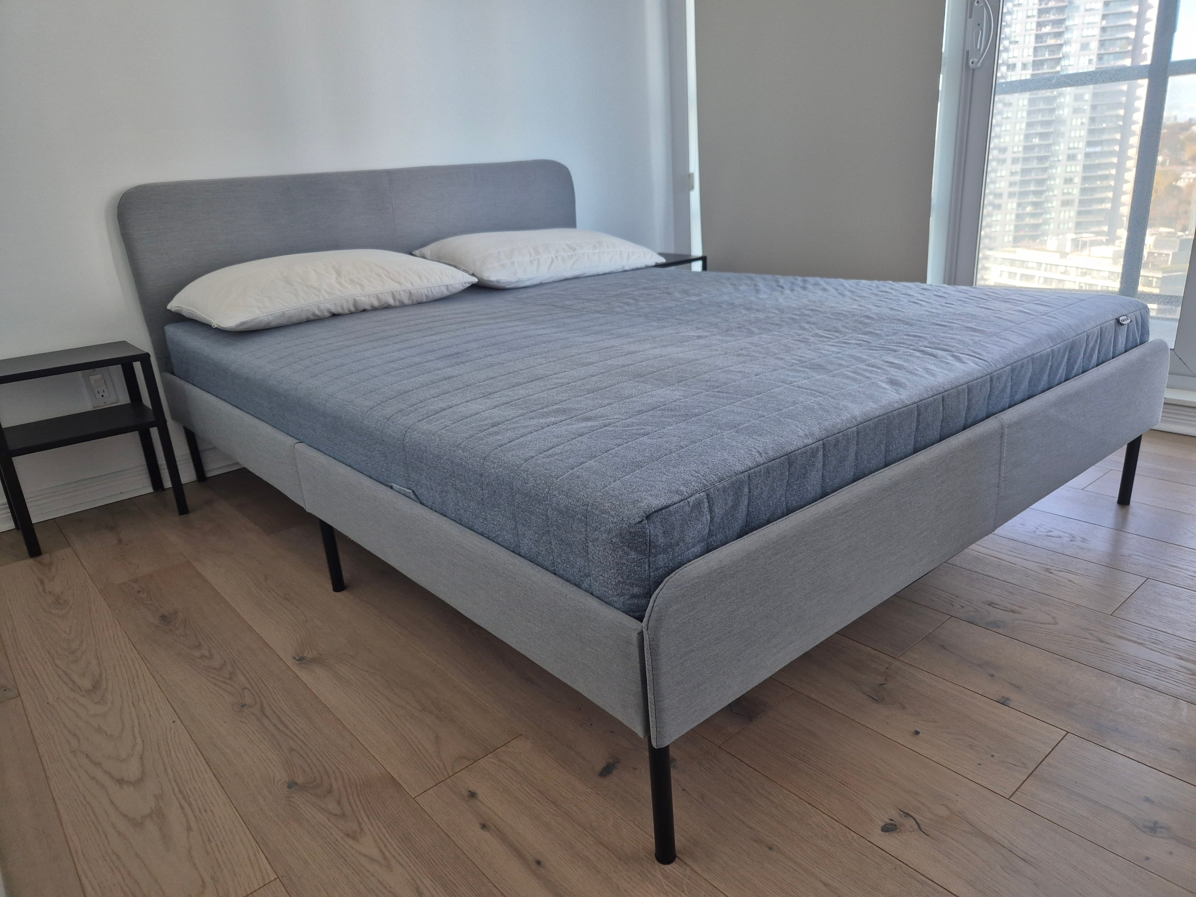 IKEA Slattum Queen Size + Meistervik Mattress (like new!) - photo 3