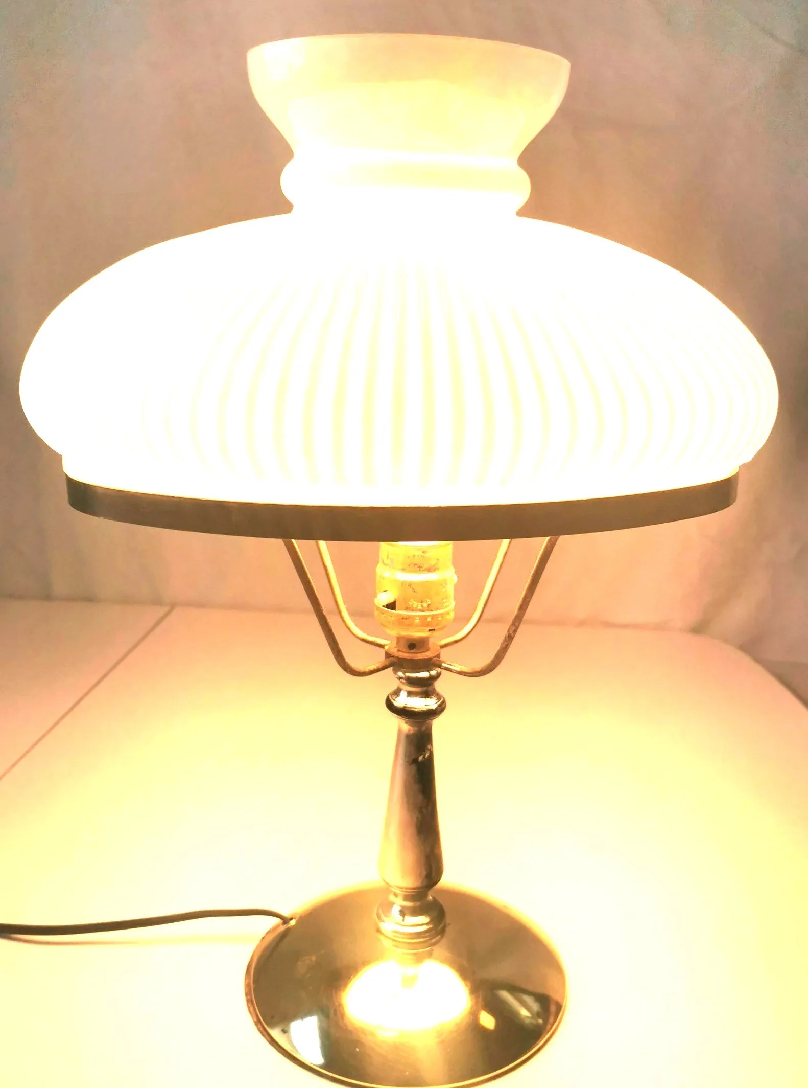 LUXURY 1950s Brass & Ribbed Milk Glass Parlor Lamp 16.5" T