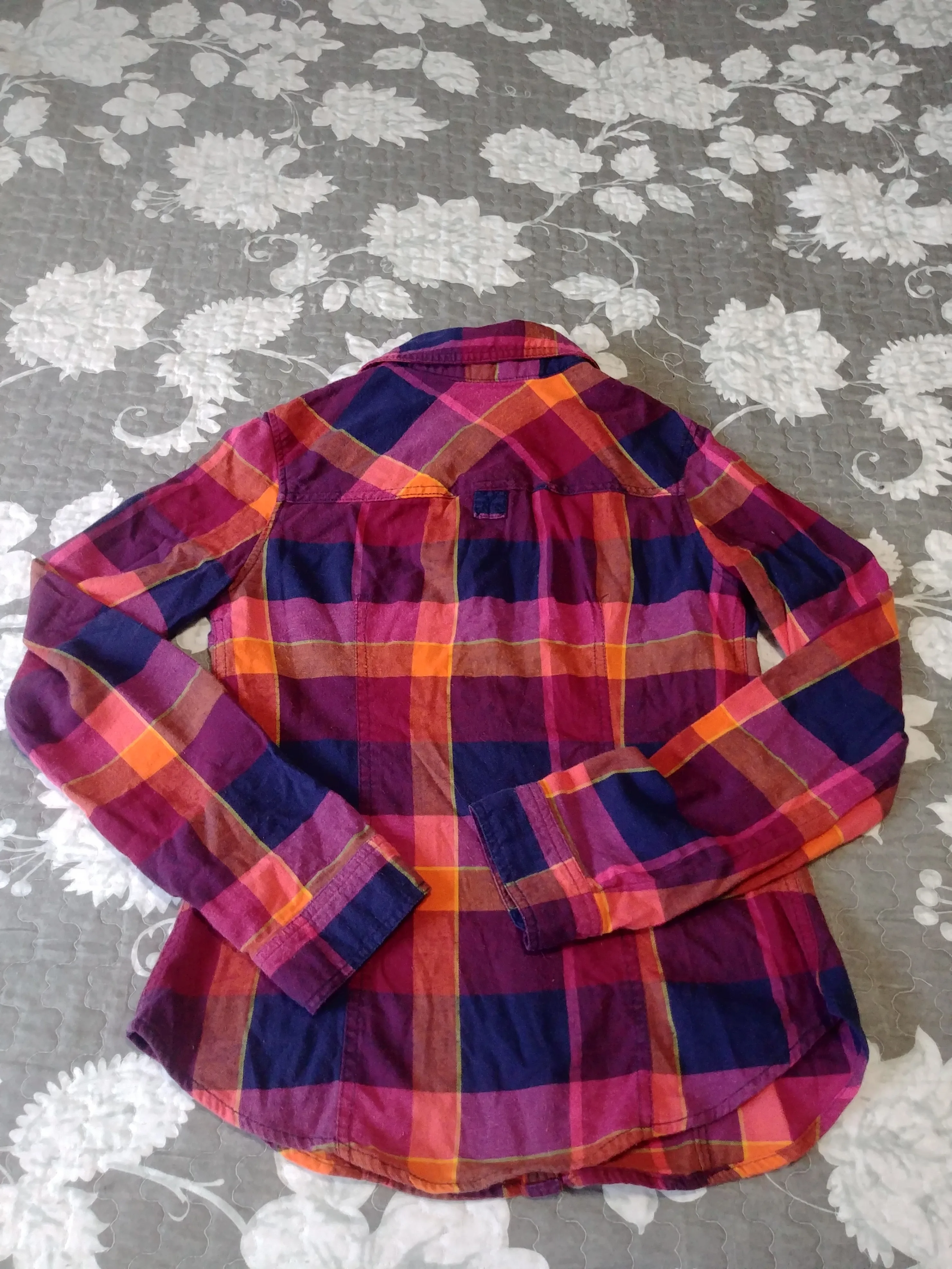 Garage Items, Cotton Shirt & Jogger,Small #cleanout image indicator(3)