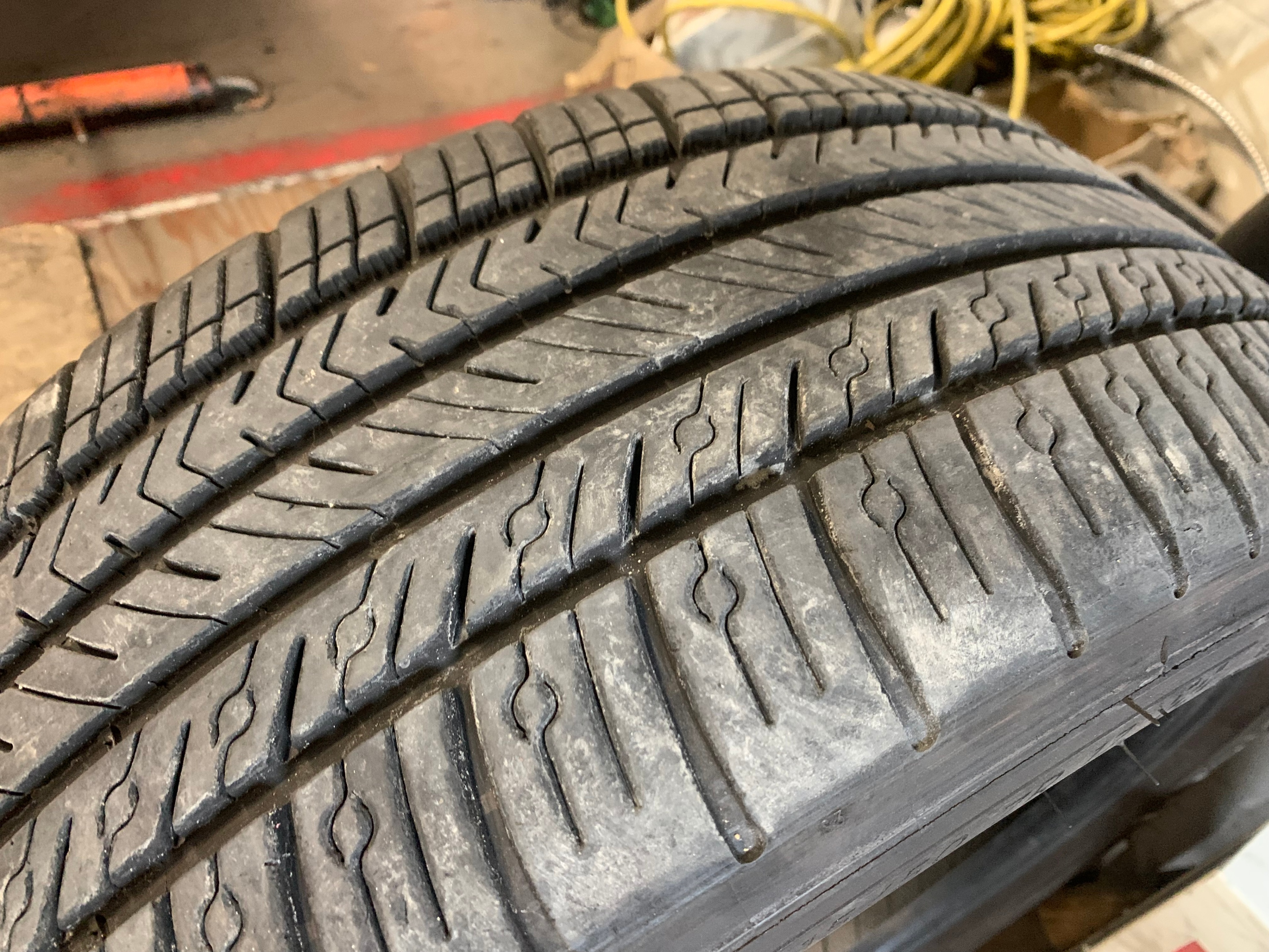 1 X single 215/50/17 95Y XL M+S Michelin Piot Sport AS4 with 80% - photo 4