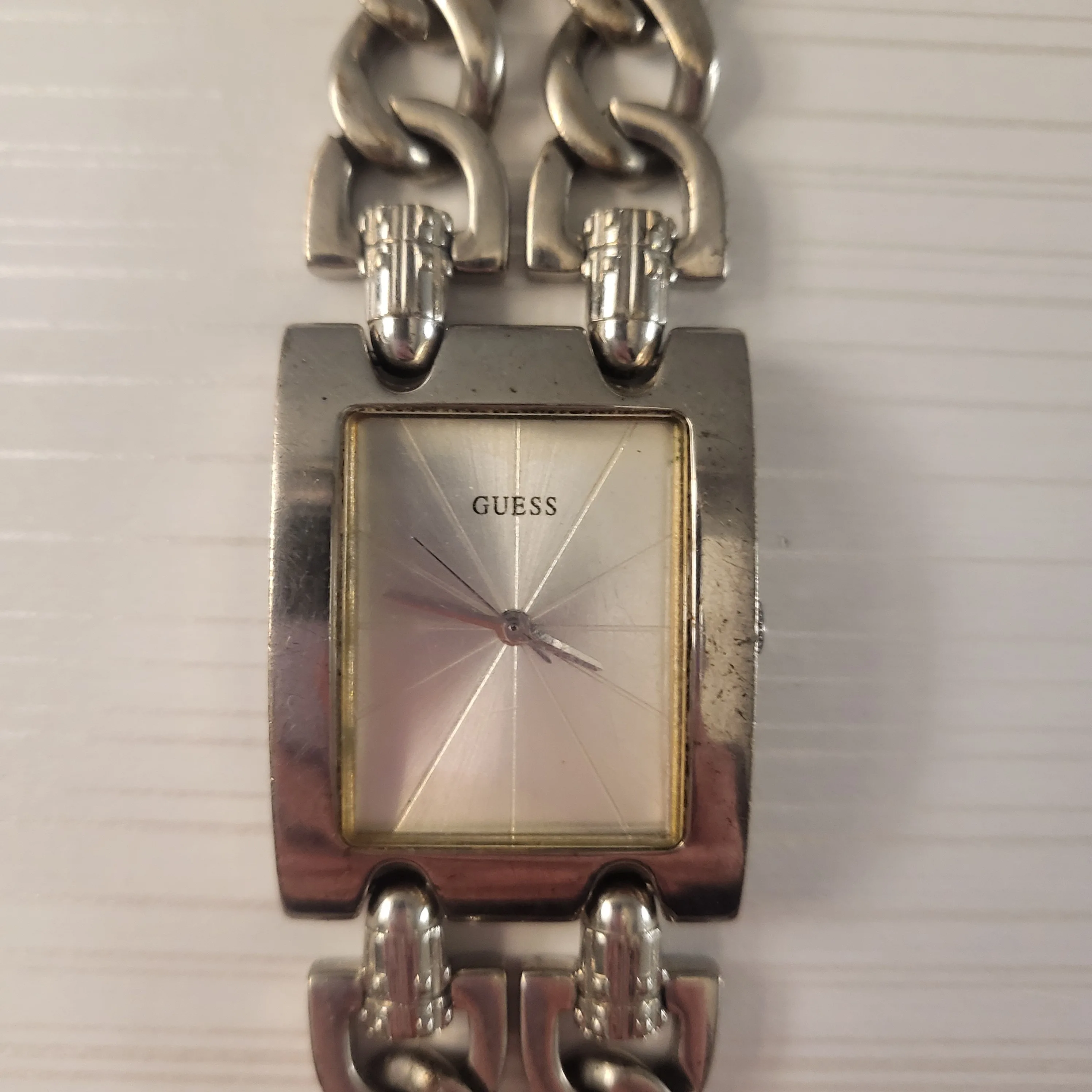 Gently Used! Guess Silver Bracelet Watch - Quick Pickup!🚀 image indicator(4)