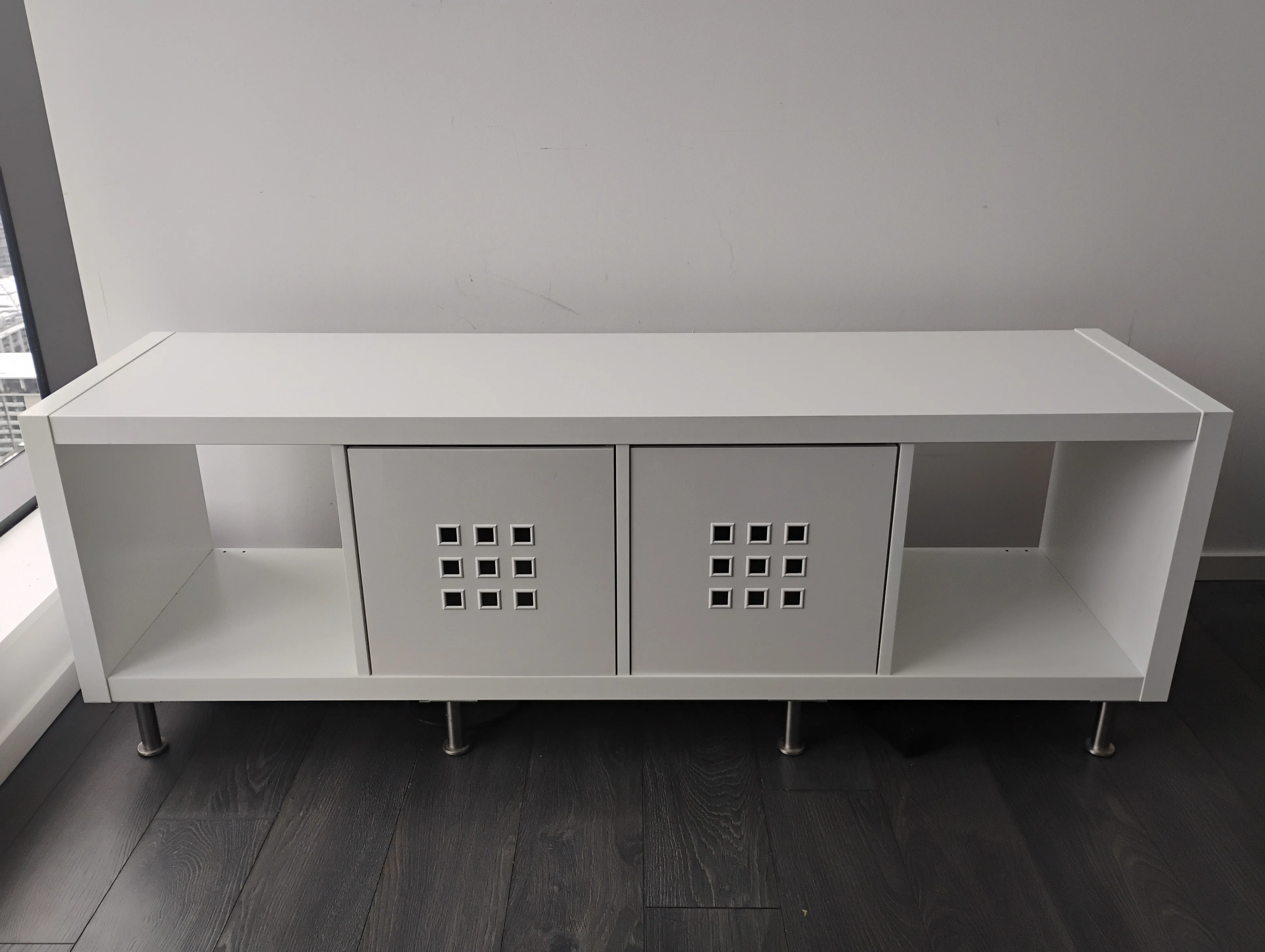 White Kallax (1x4) TV Stand/Bench with Inserts image indicator(3)