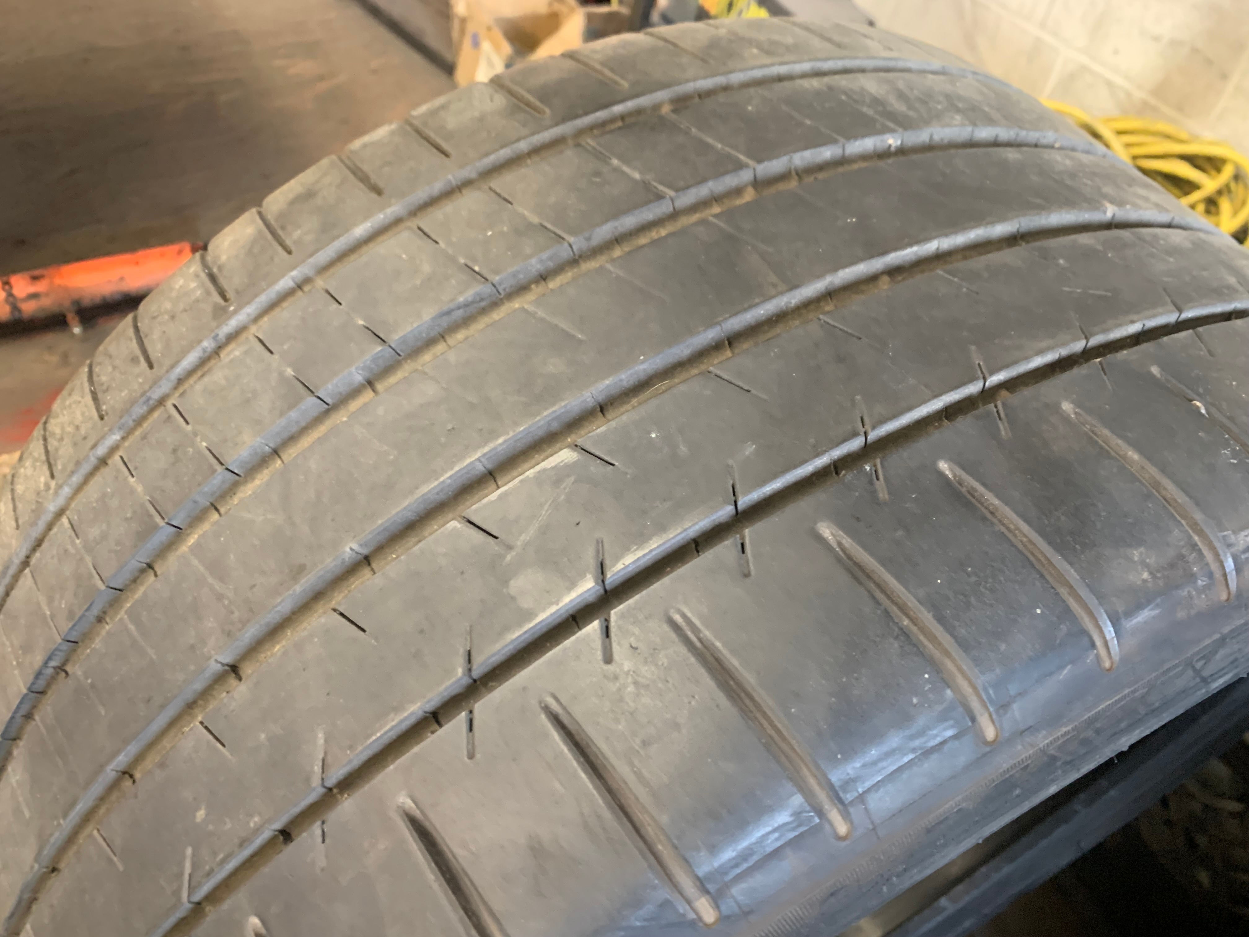 1 X single 285/30/20 99Y Michelin Pilot Super Sport with 90% - photo 4