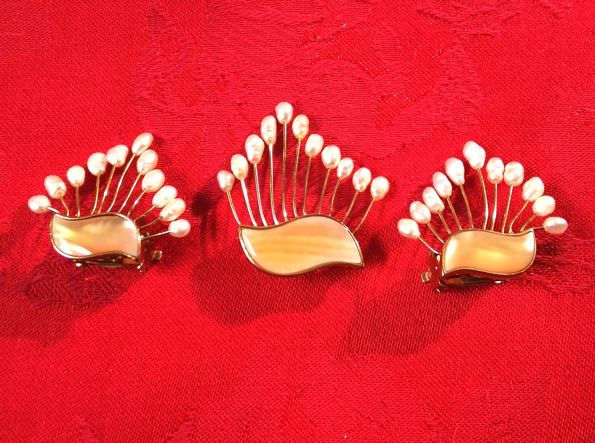 Butler Vintage Brooch and Clip On Earrings: Mother of Pearl 80s