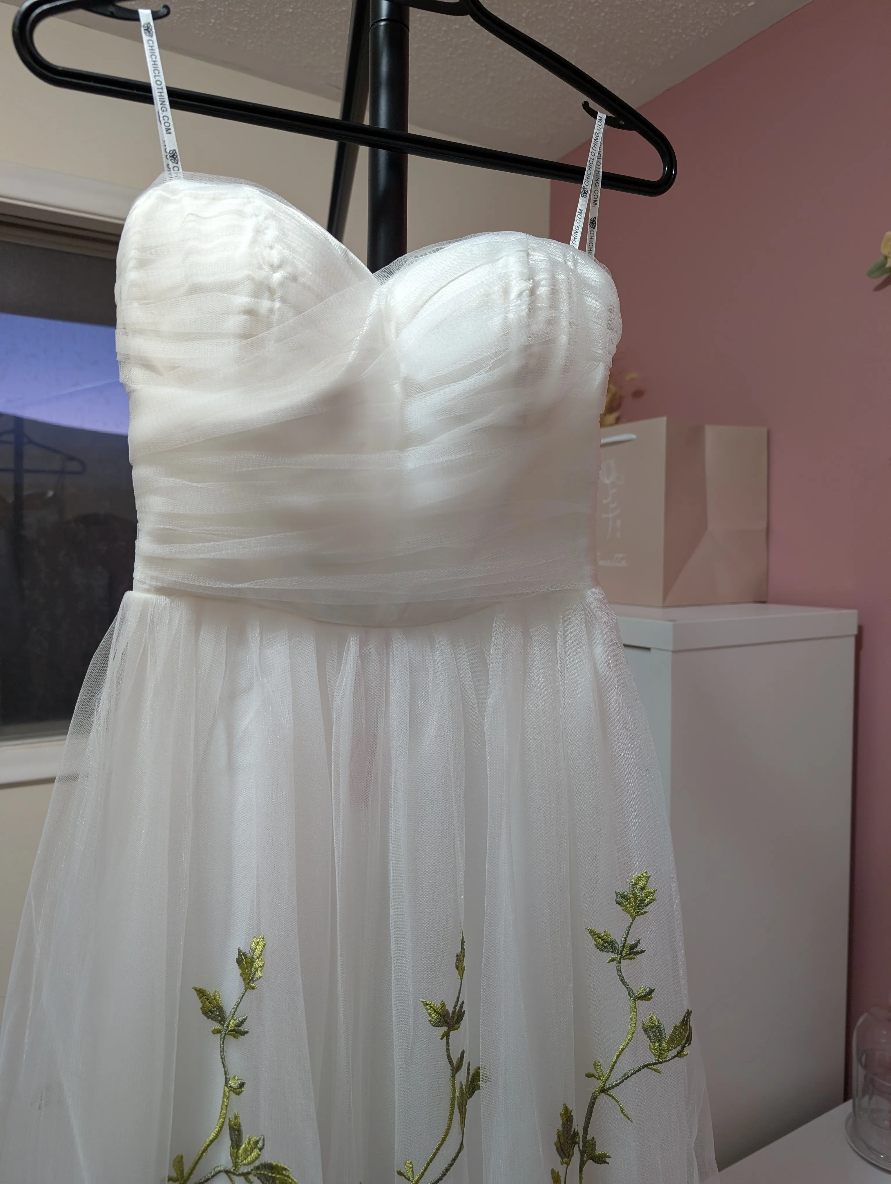 Size 2 Embroidered Floral Tulle Dress image indicator(4)