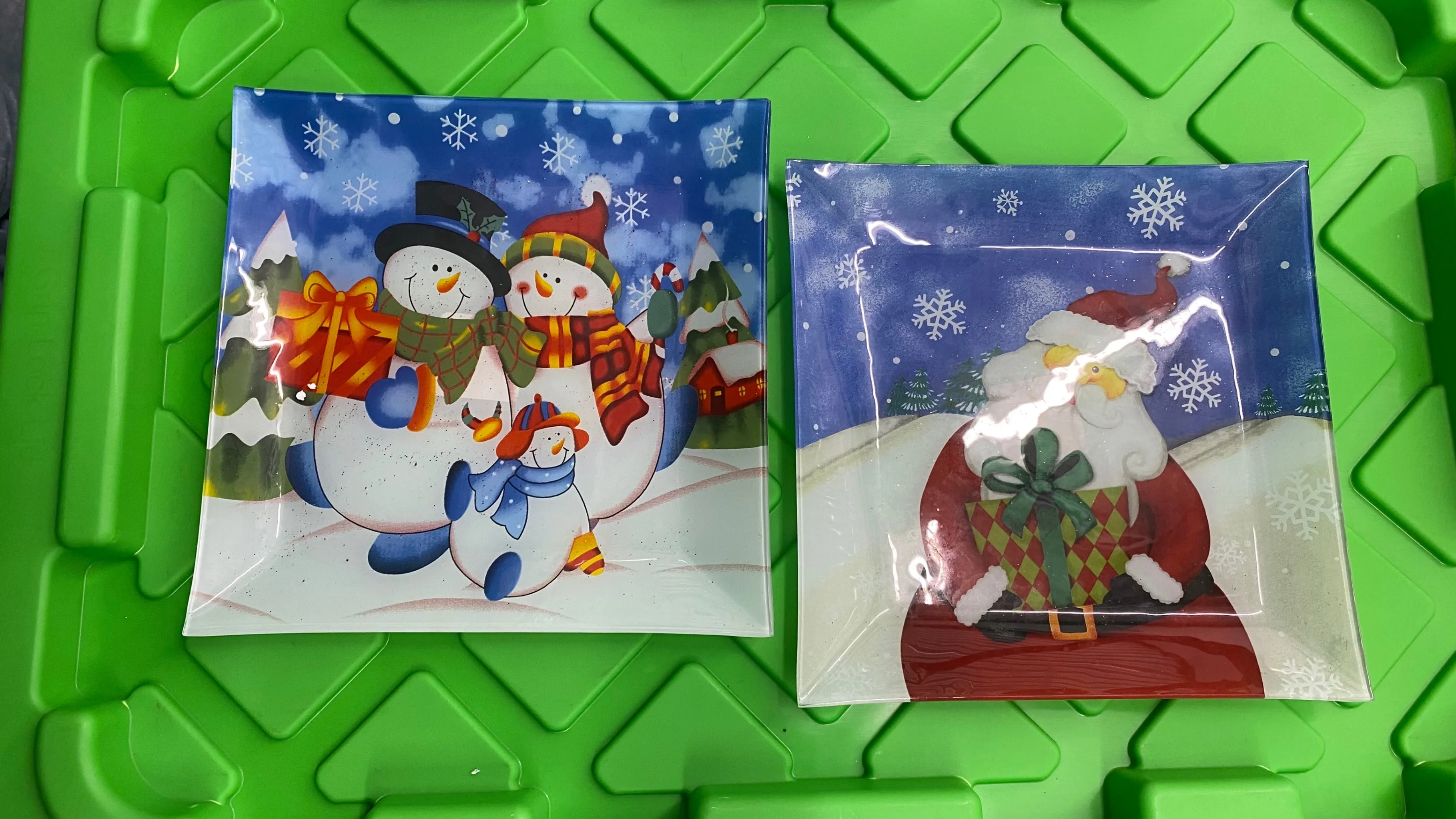 Christmas Themed Square Glass Plates