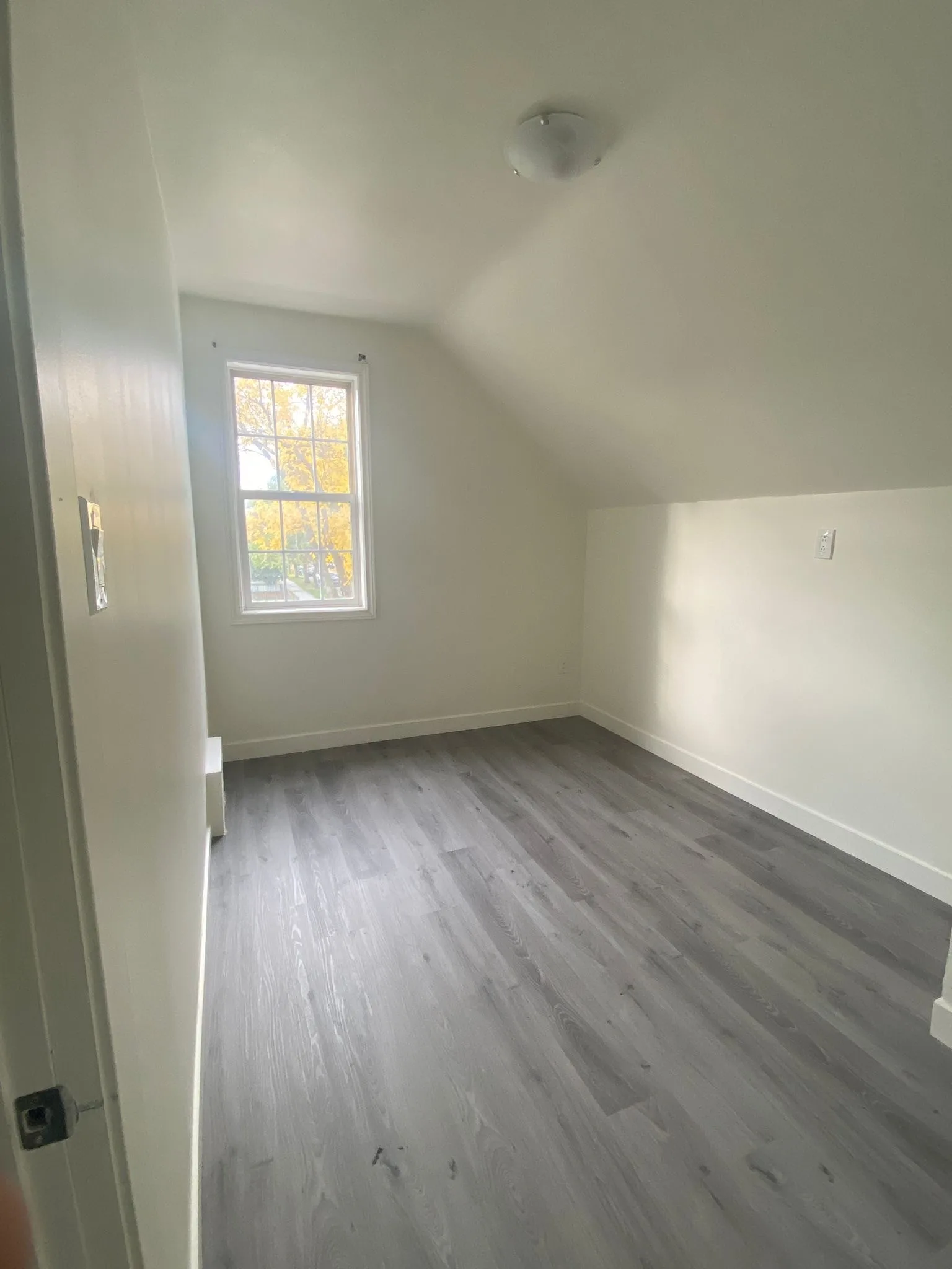 Room for Rent image indicator(2)