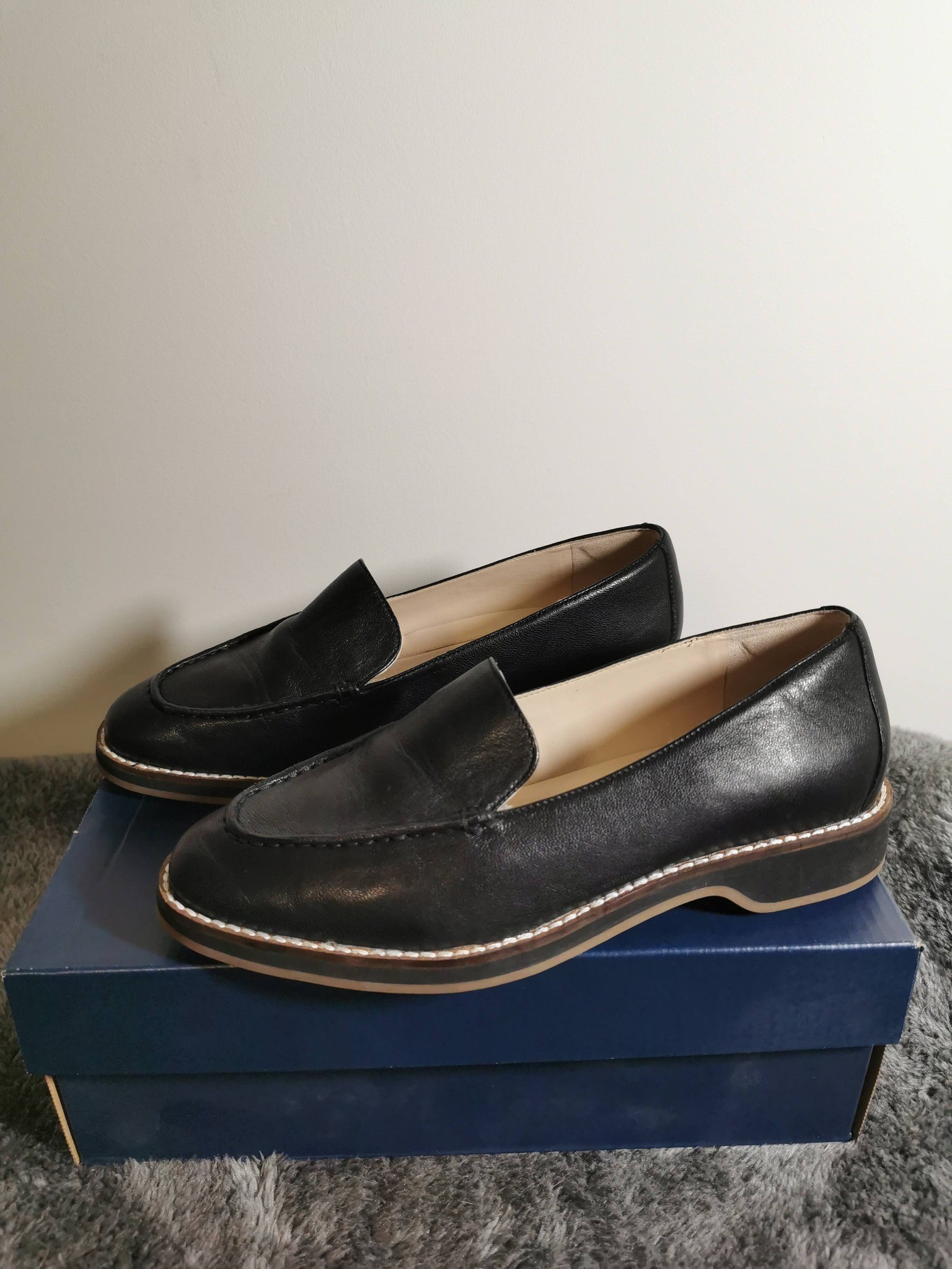 Cole Haan The Go-To Loafer, Size 5.5B, Black Leather - photo 4