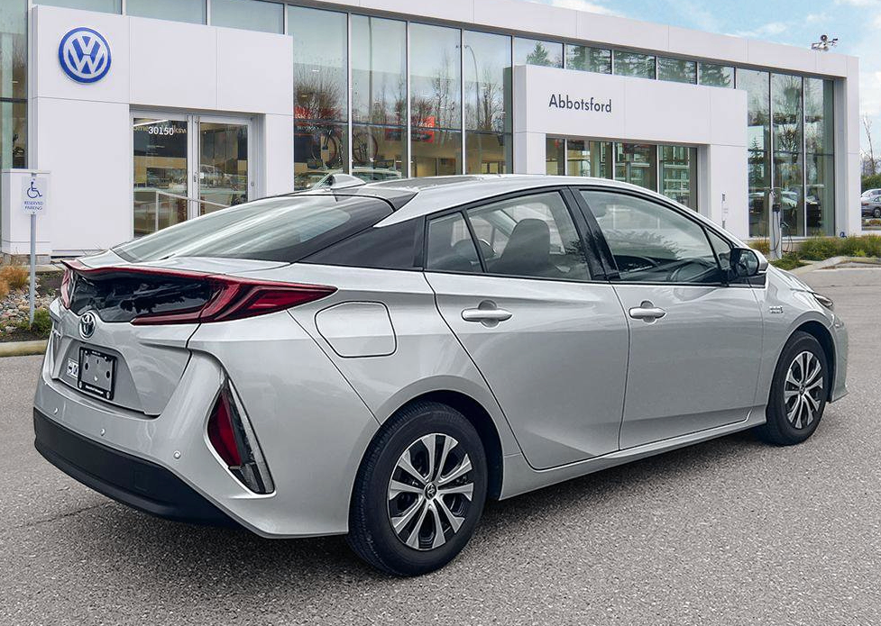 2020 Toyota Prius Prime - photo 2