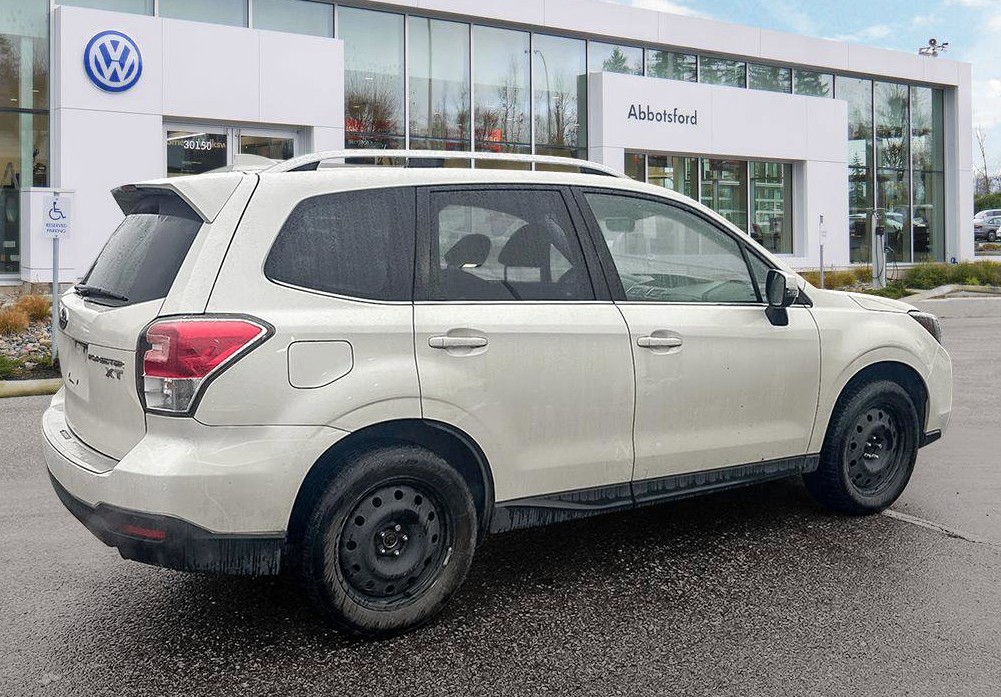 2018 Subaru Forester - photo 2