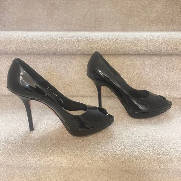 Authentic Christian Dior black high heel shoes in mint condition - photo 2