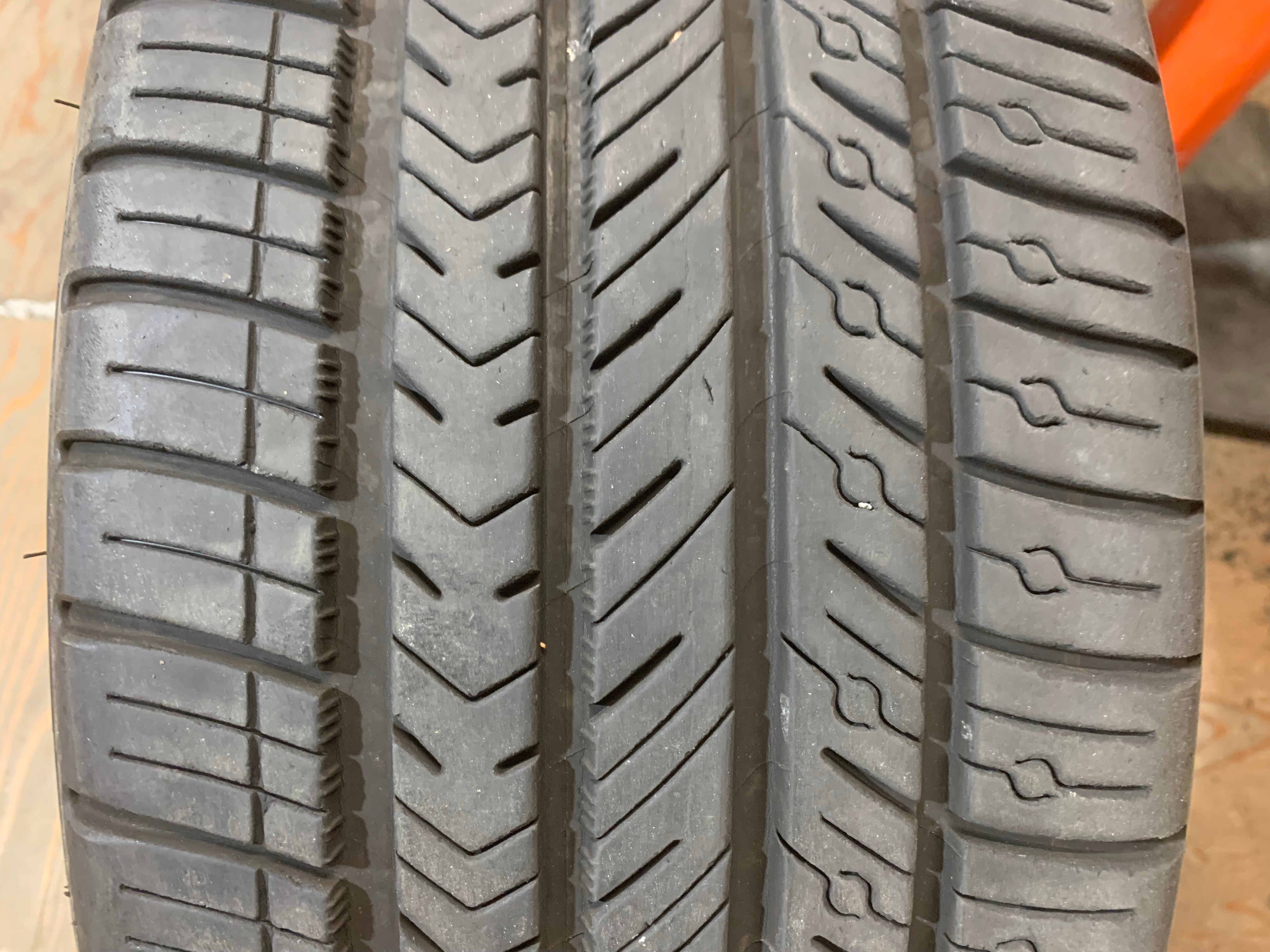 1 X single 235/45/18 M+S Michelin Pilot Sport A/S 4 w 75% tread - photo 2
