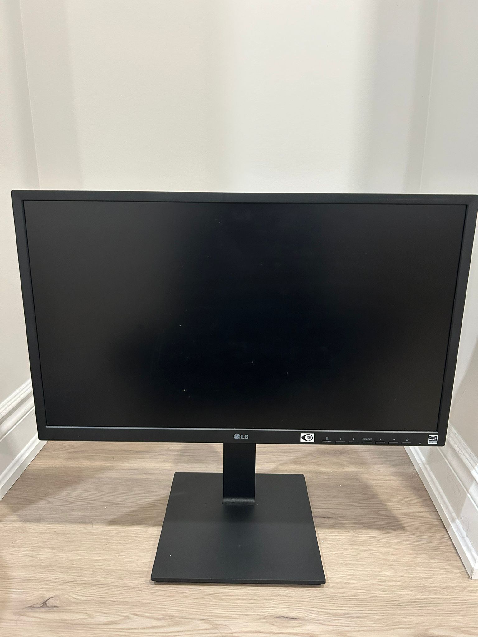 LG 24” Monitor with Box – NEW - Negotiable - photo 3