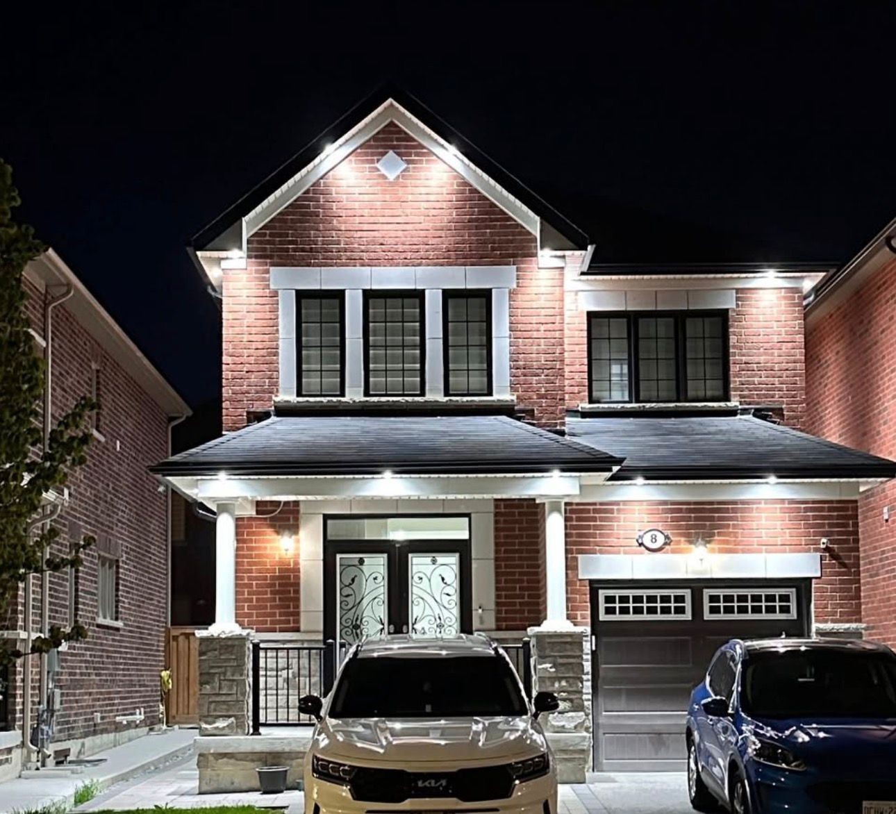 3 Bedroom 2.5 bath 3 Parking