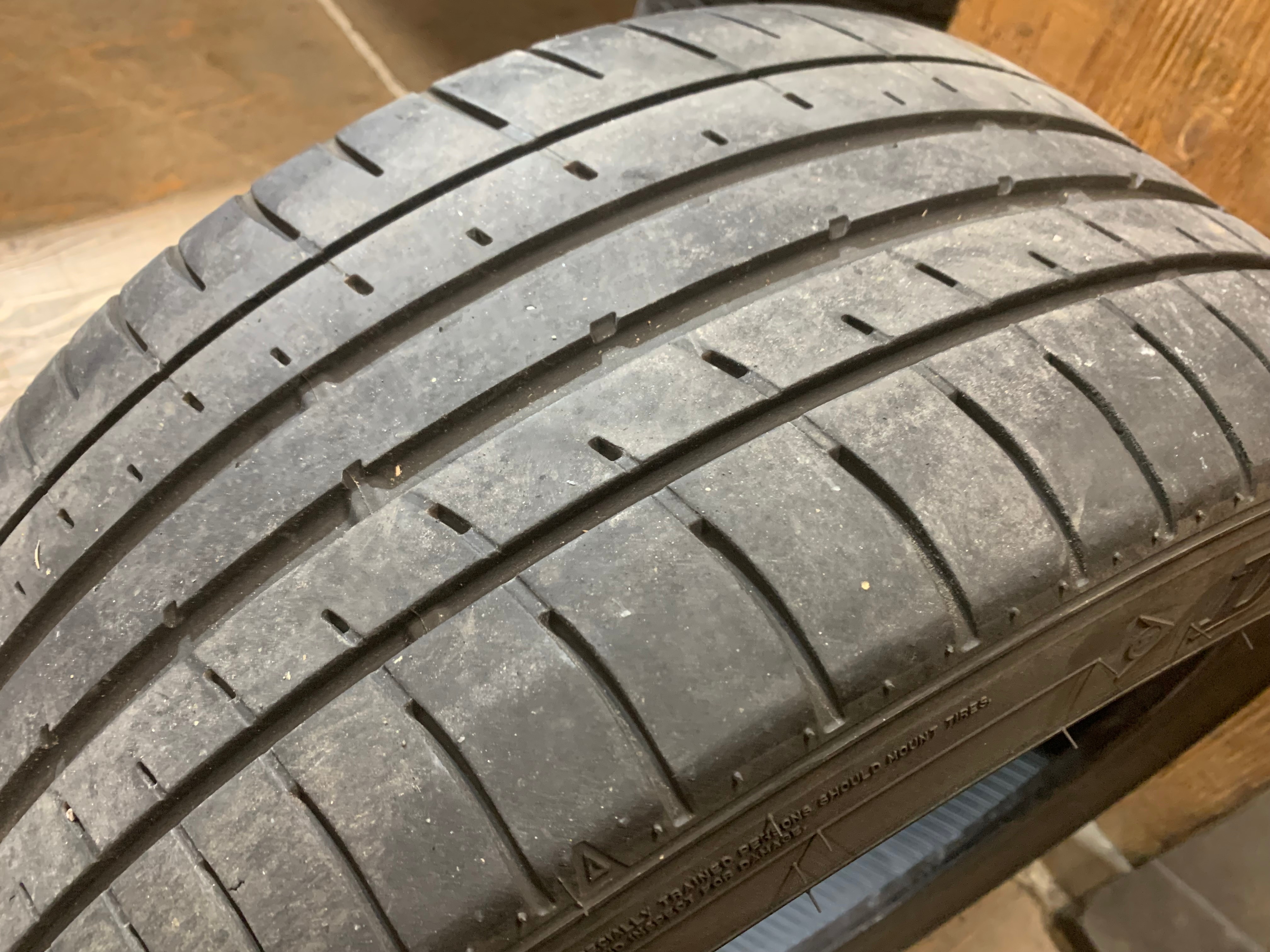 1 X single 245/40/18 97Y Dunlop SP Sport Maxx GT 600A with 70% - photo 4