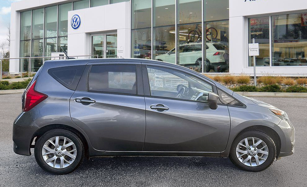 2018 Nissan Versa - photo 3