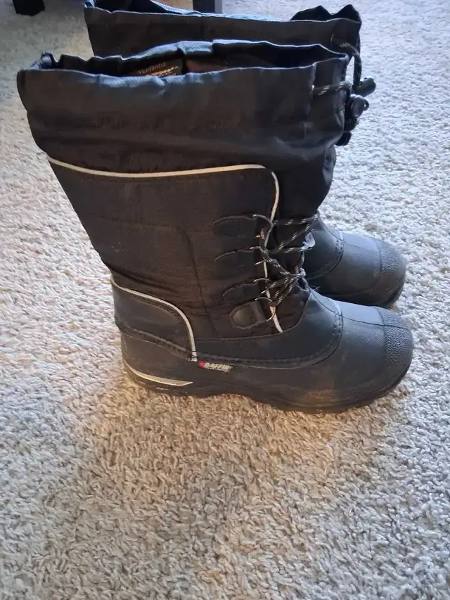 Baffin Winter Boots size 6 - photo 2