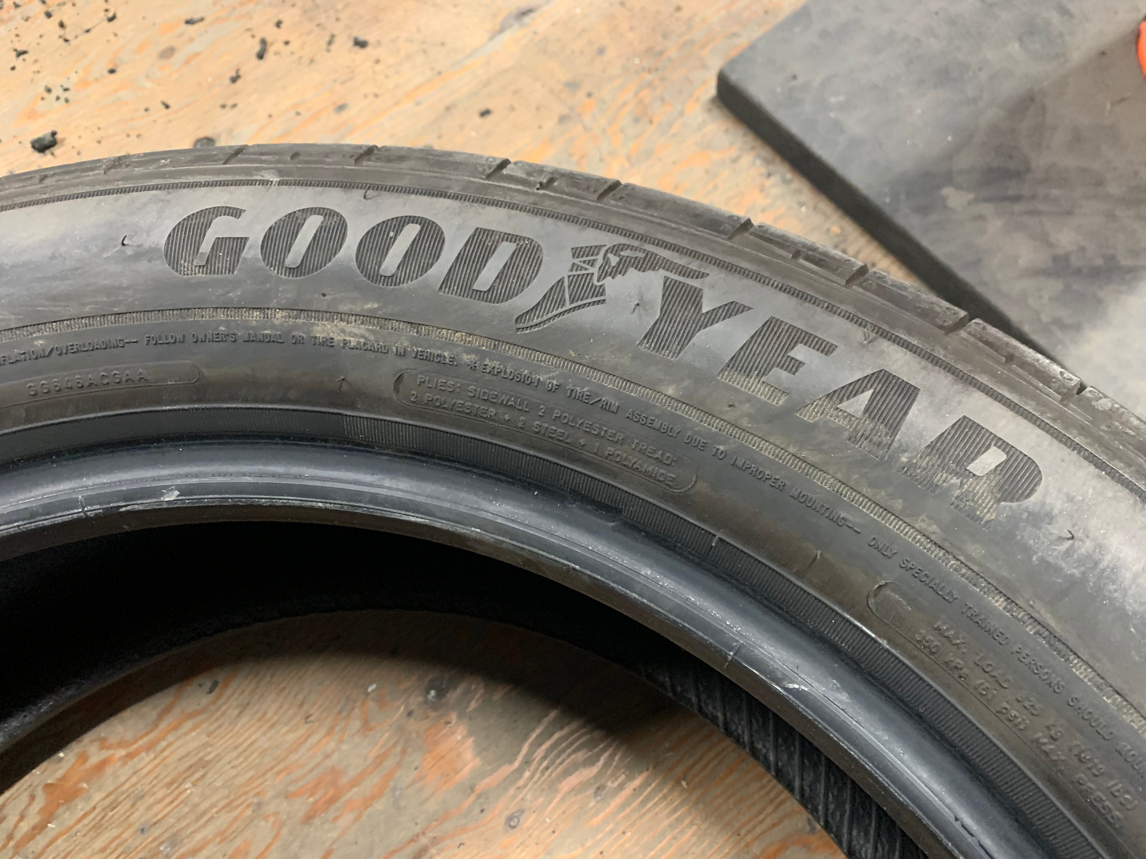 1 X single 235/55/19 M+S 101H Goodyear Assurance Finesse 70% - photo 5