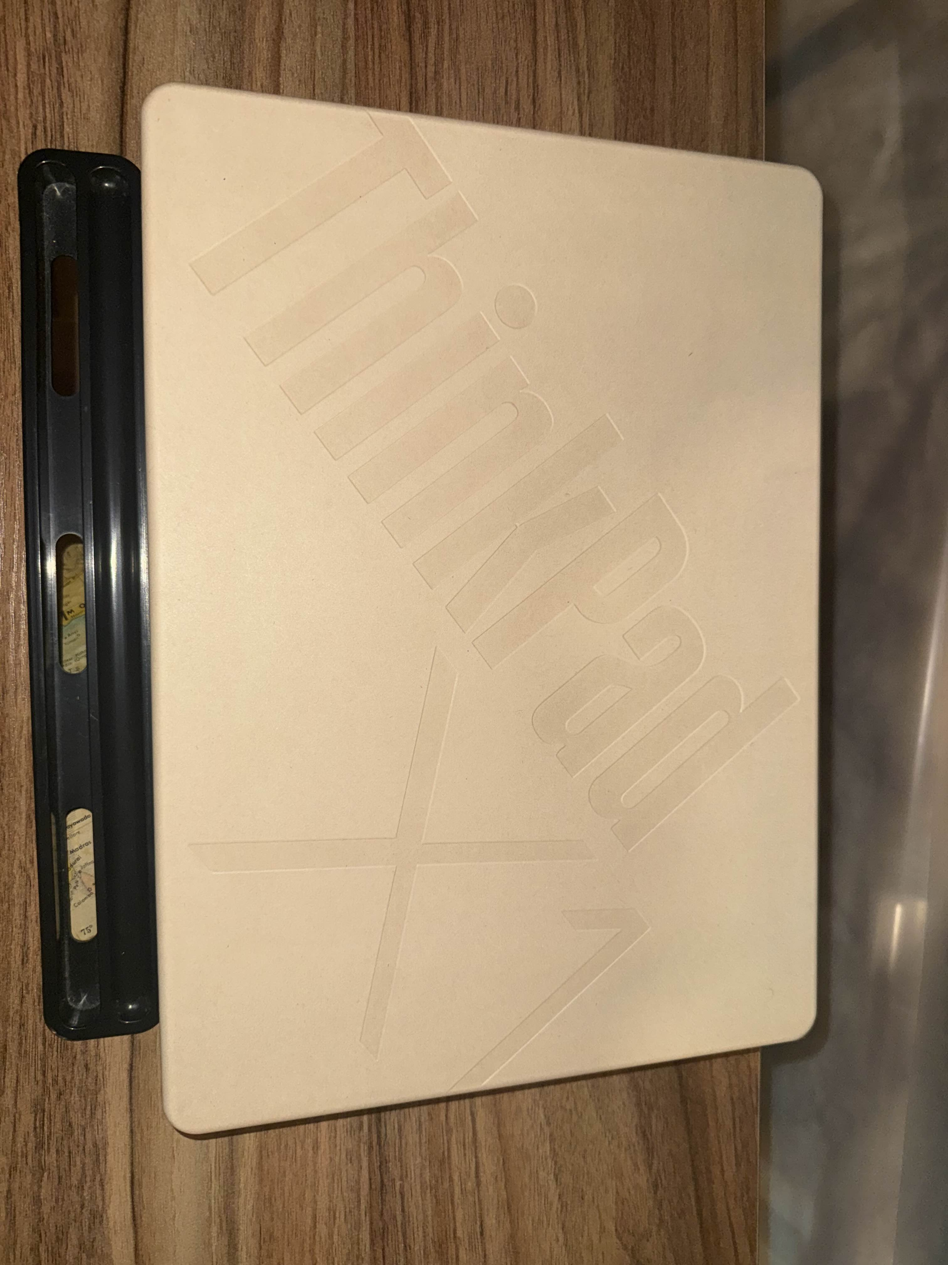 Lenovo ThinkPad X1 Carbon Gen 11 14" - photo 3