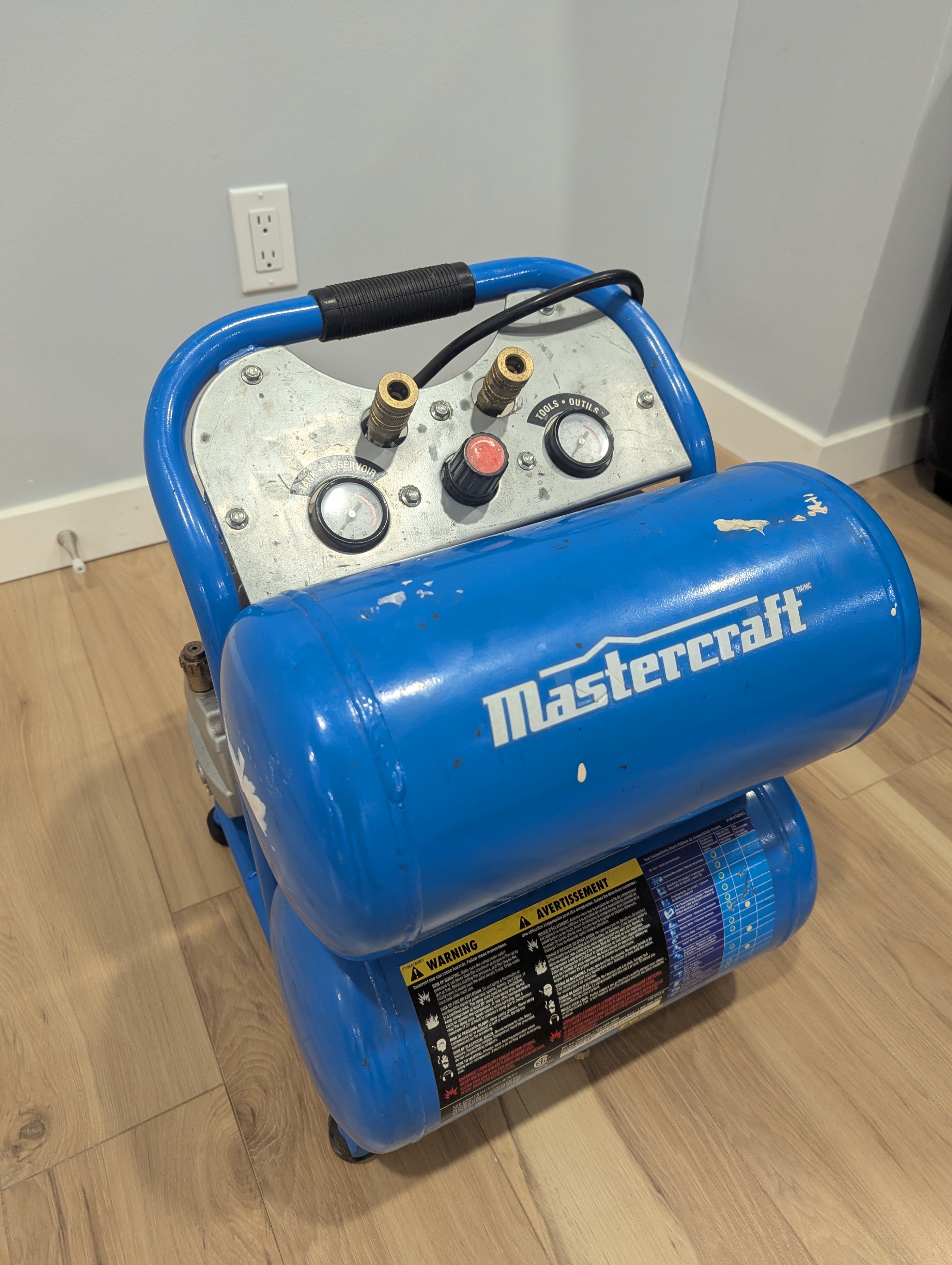Mastercraft 5-Gal Oil-Free Portable Air Compressor