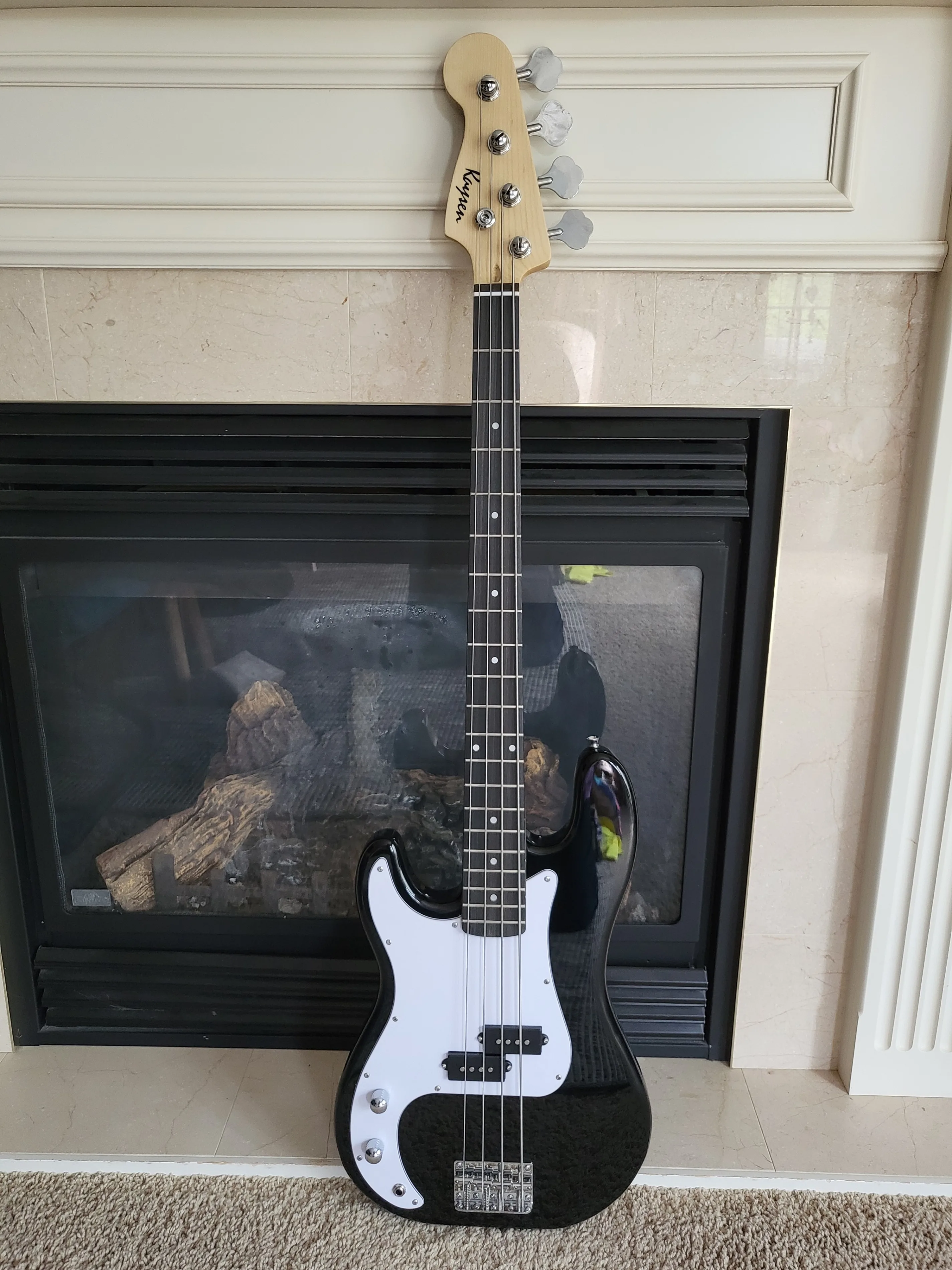 Left-Handed Precision Style Bass Guitar New Black Package