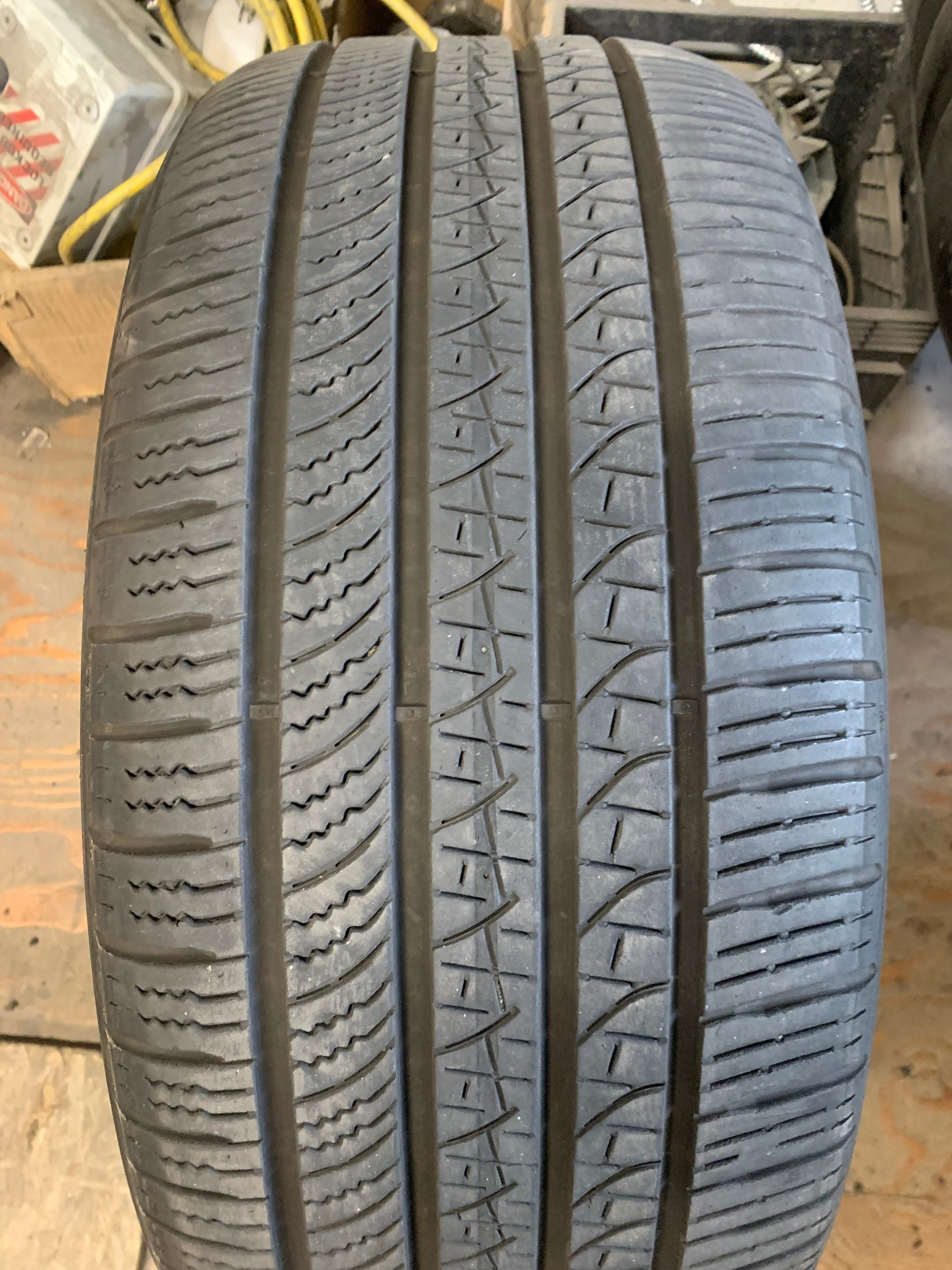 1 X single 245/40/20 99H M+S Pirelli Pzero A/S with 70% tread