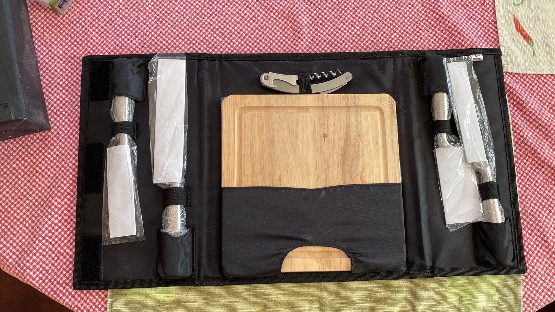 Jacobs Suchard Canada Wine Tool Set by LEED'S