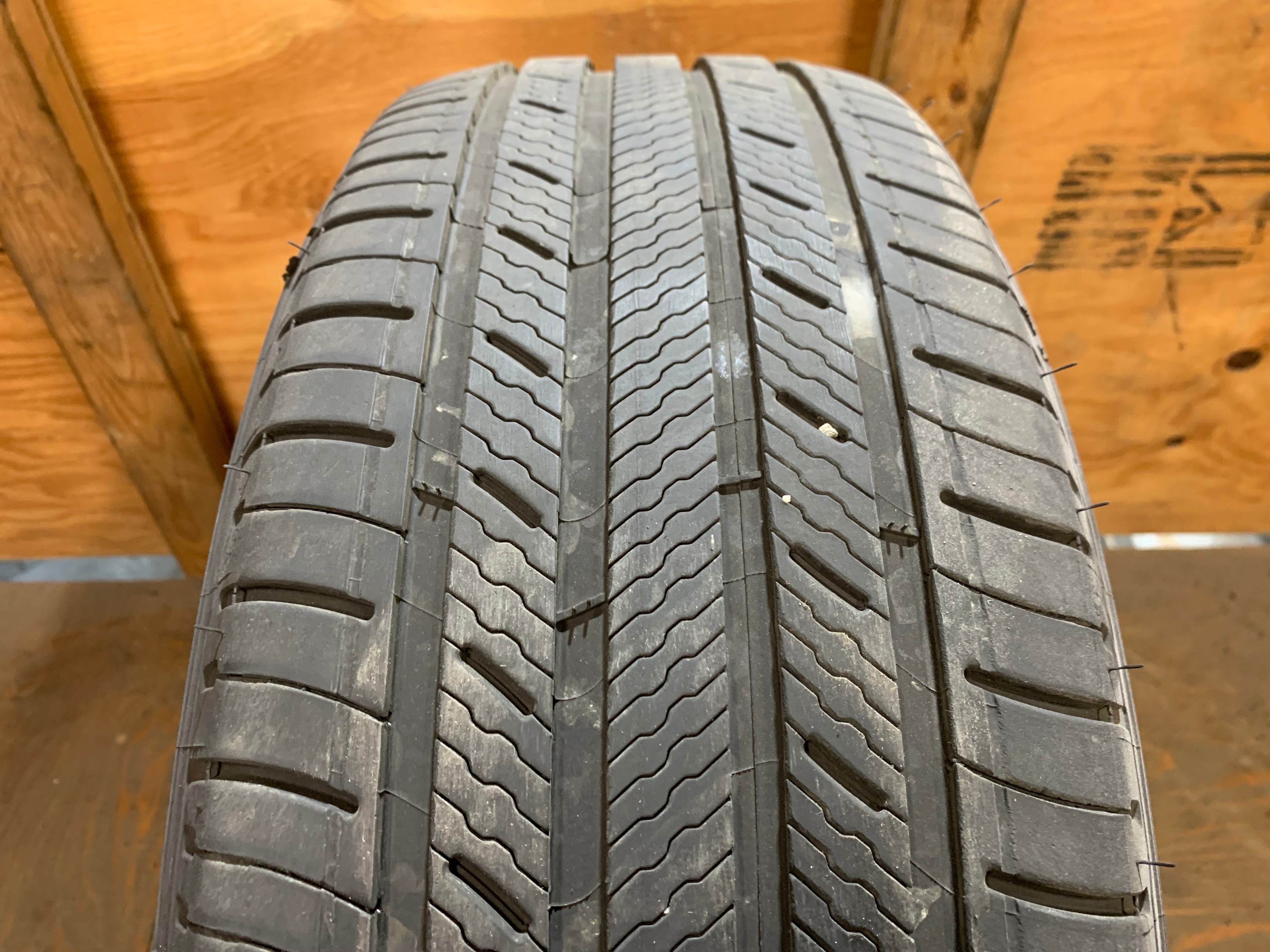 1 X single 235/55/20 M+S 102V Michelin Premier LTX wit 90% tread - photo 3