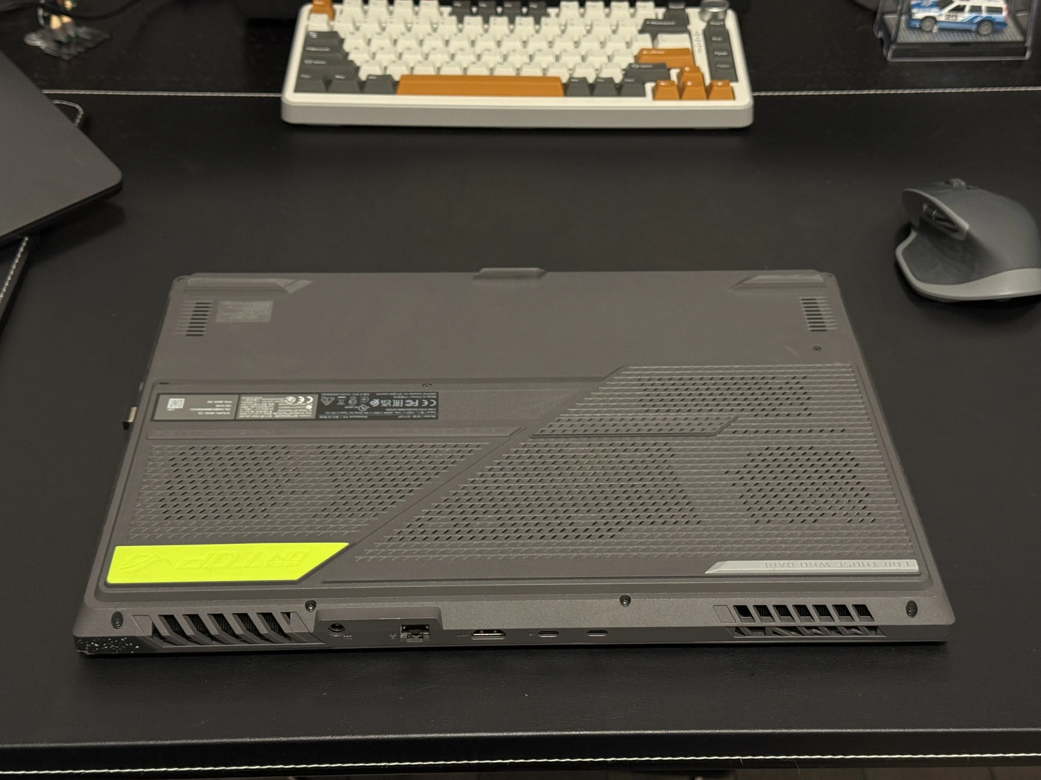 ASUS ROG G173PV (UPGRADED) GAMING LAPTOP image indicator(9)