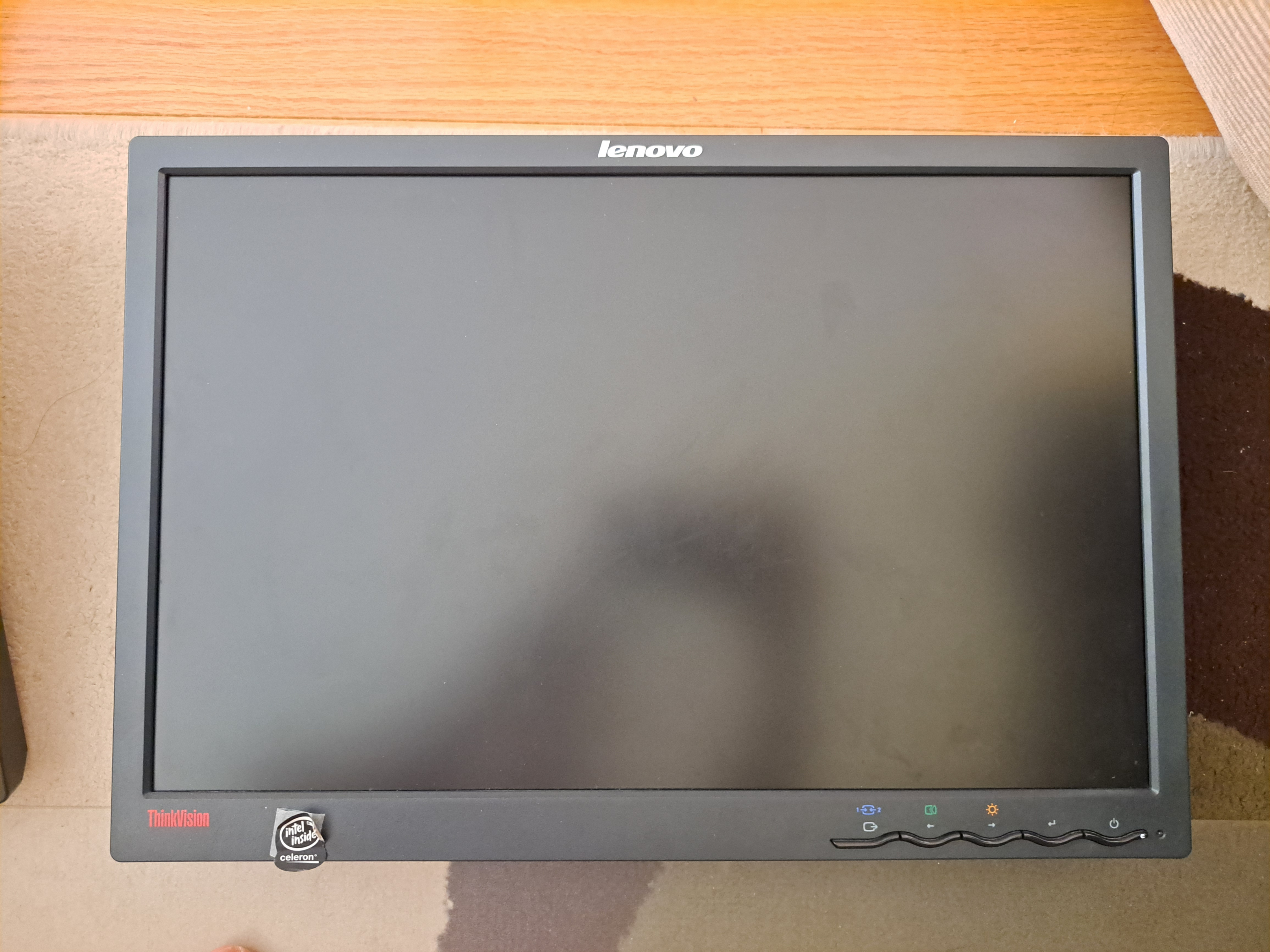 19" Lenovo ThinkVision Monitor (L197wAs) - photo 2