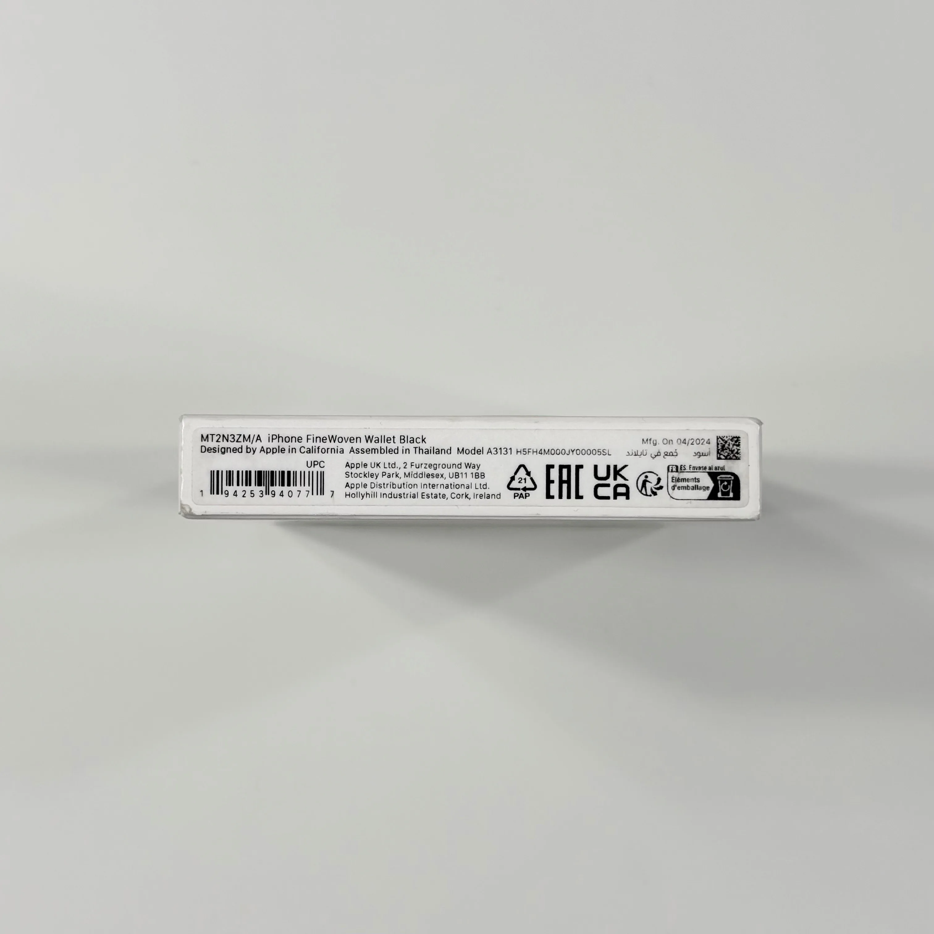 Sealed Genuine Apple iPhone FineWoven Wallet with MagSafe Black image indicator(3)