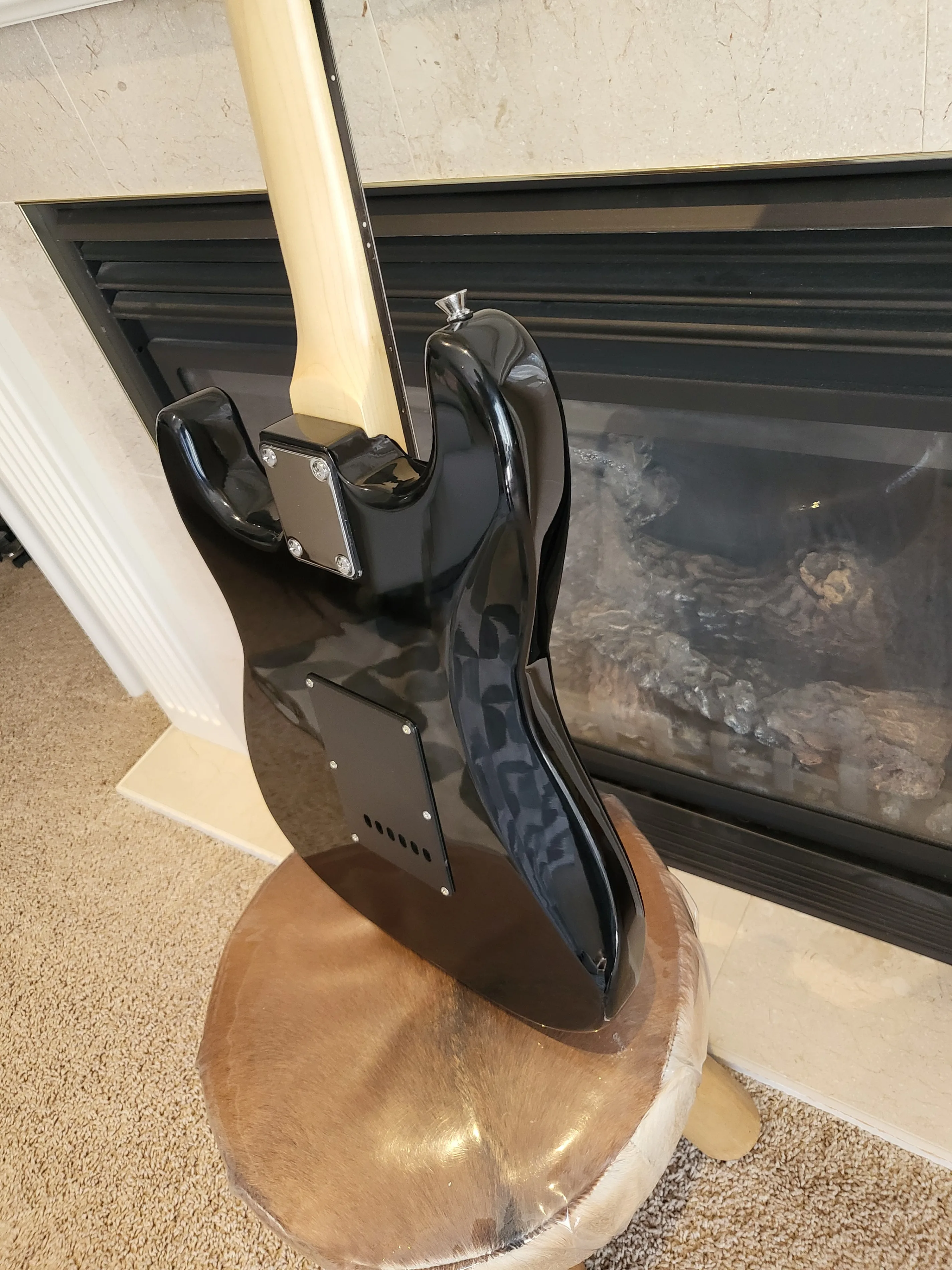 Sunburst Electric Guitar for Beginners & Intermediate Players image indicator(6)