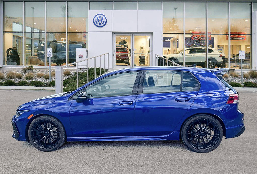 2025 Volkswagen Golf-R - photo 2
