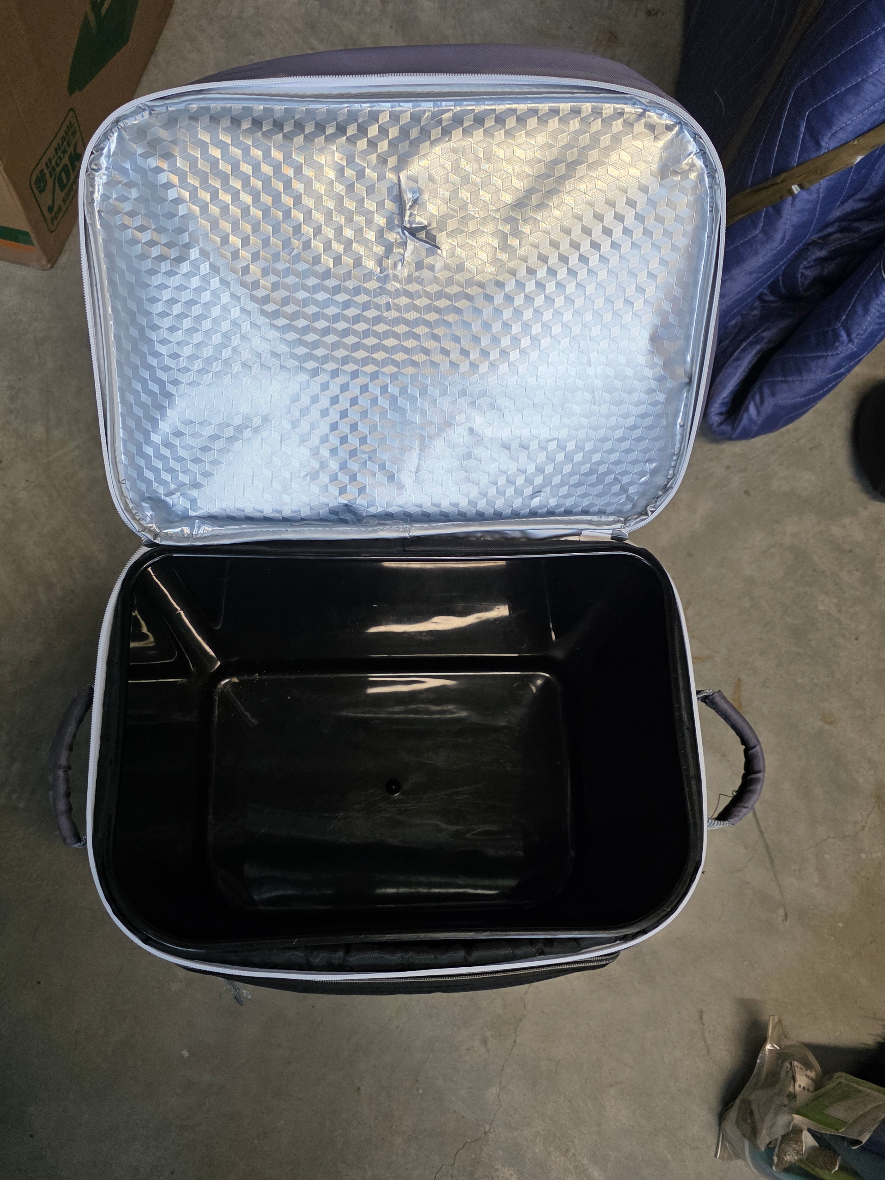 Portable Cooler with Handle (mint condition) - photo 5