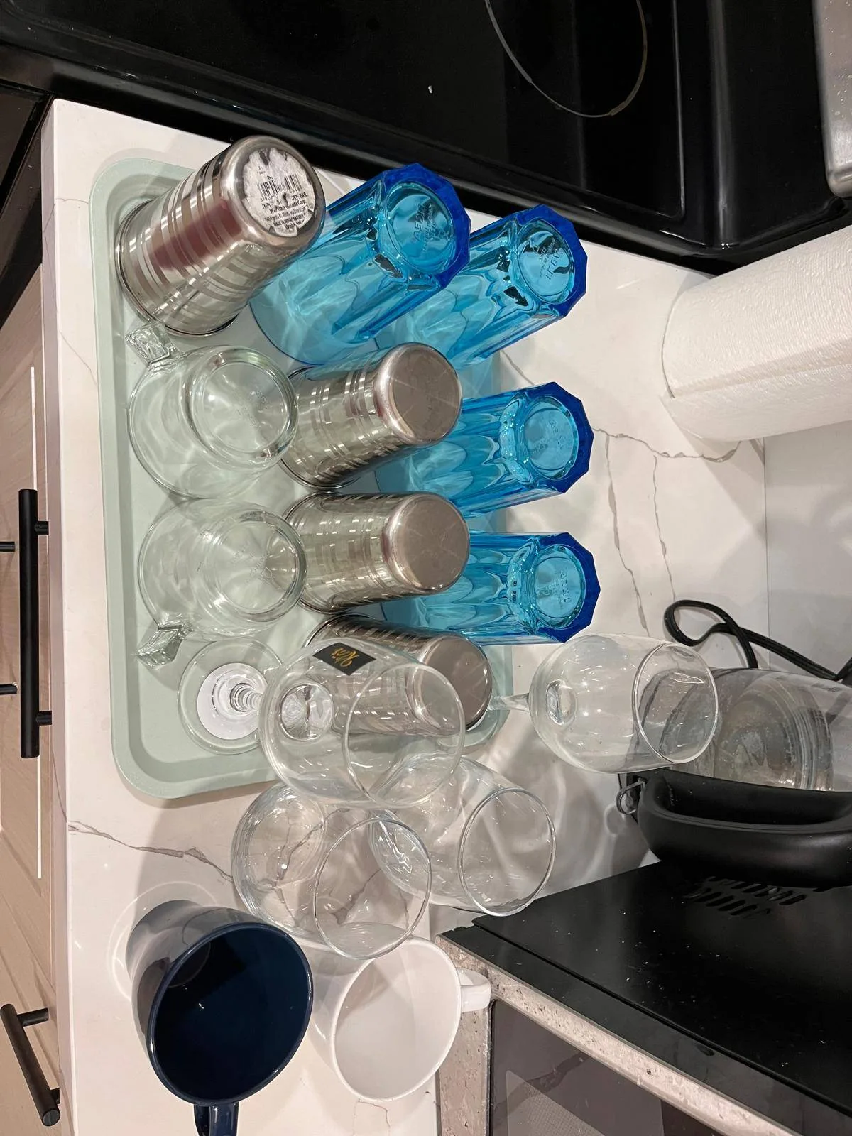 15 Glasses with Set of 2 Serving Trays - Good Condition