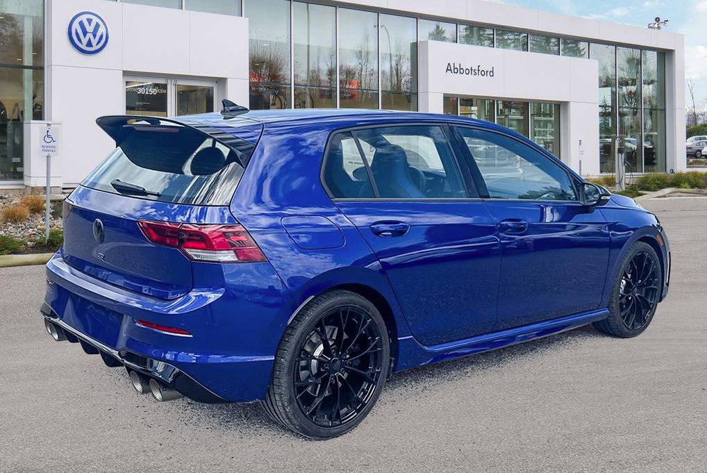 2025 Volkswagen Golf-R - photo 3